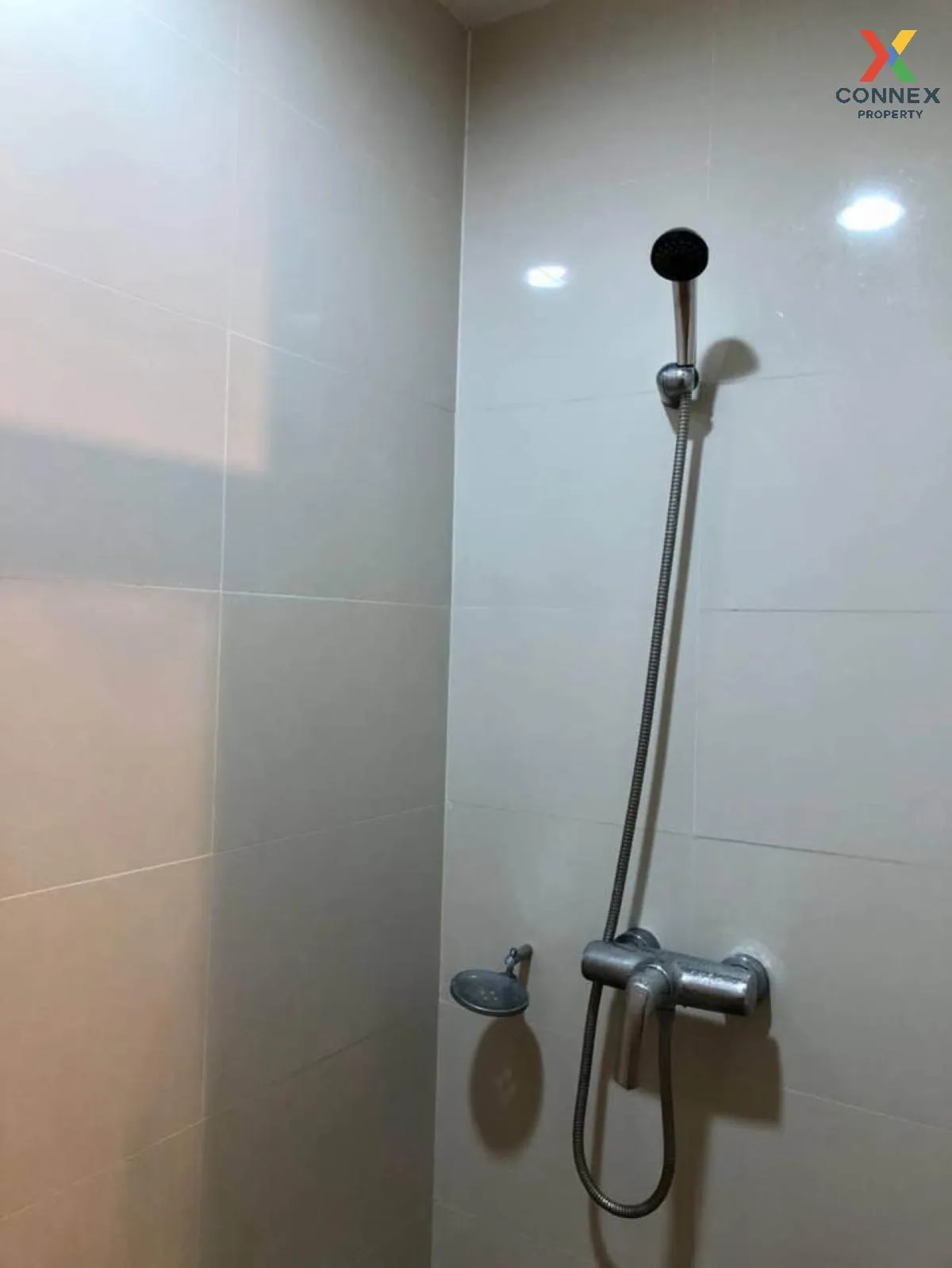 For Rent Condo , The Line Phahonyothin Park , nice view , high fl