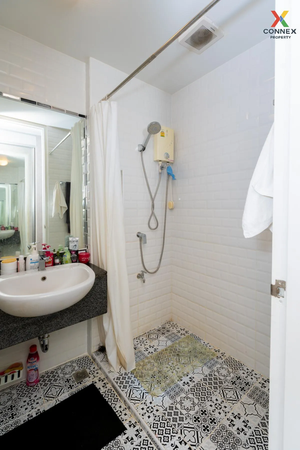 For Sale Condo , The Parkland Srinakarin Lakeside , Bang Na , Don