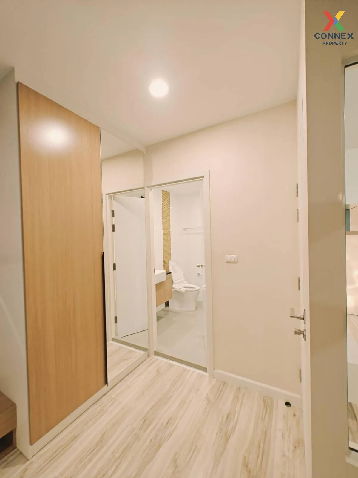 ขายคอนโด  พลัส คอนโด ศรีราชา สุรศักดิ์ ศรีราชา ชลบุรี CX-119818