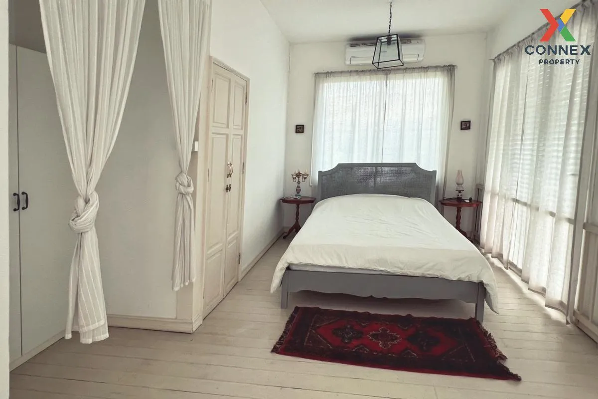 For Rent 2 - storey detached house 215 square meters Soi Pridi Ba