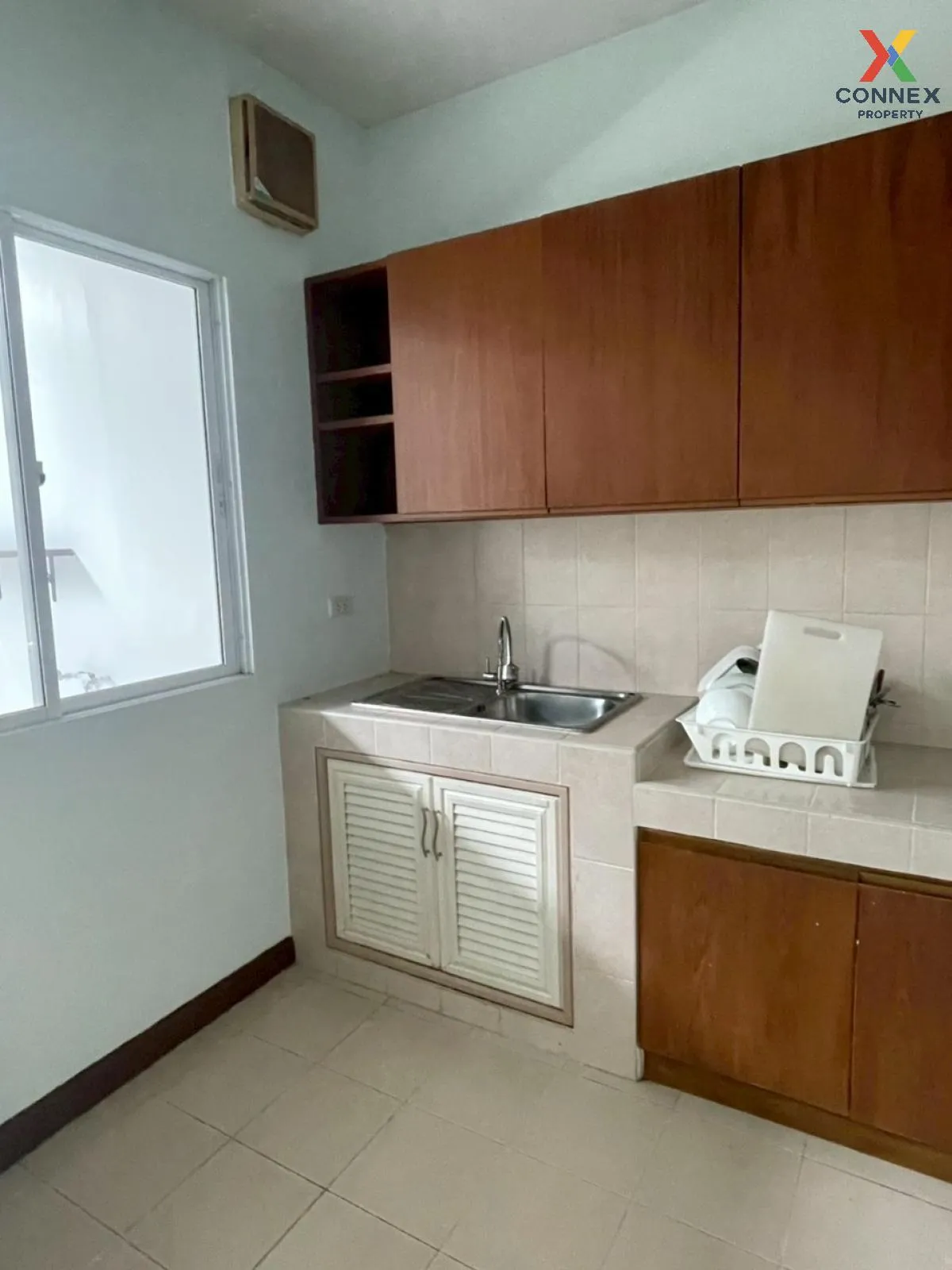 For Rent Townhouse/Townhome  , Baan Klang Muang S - Sense Srinakh