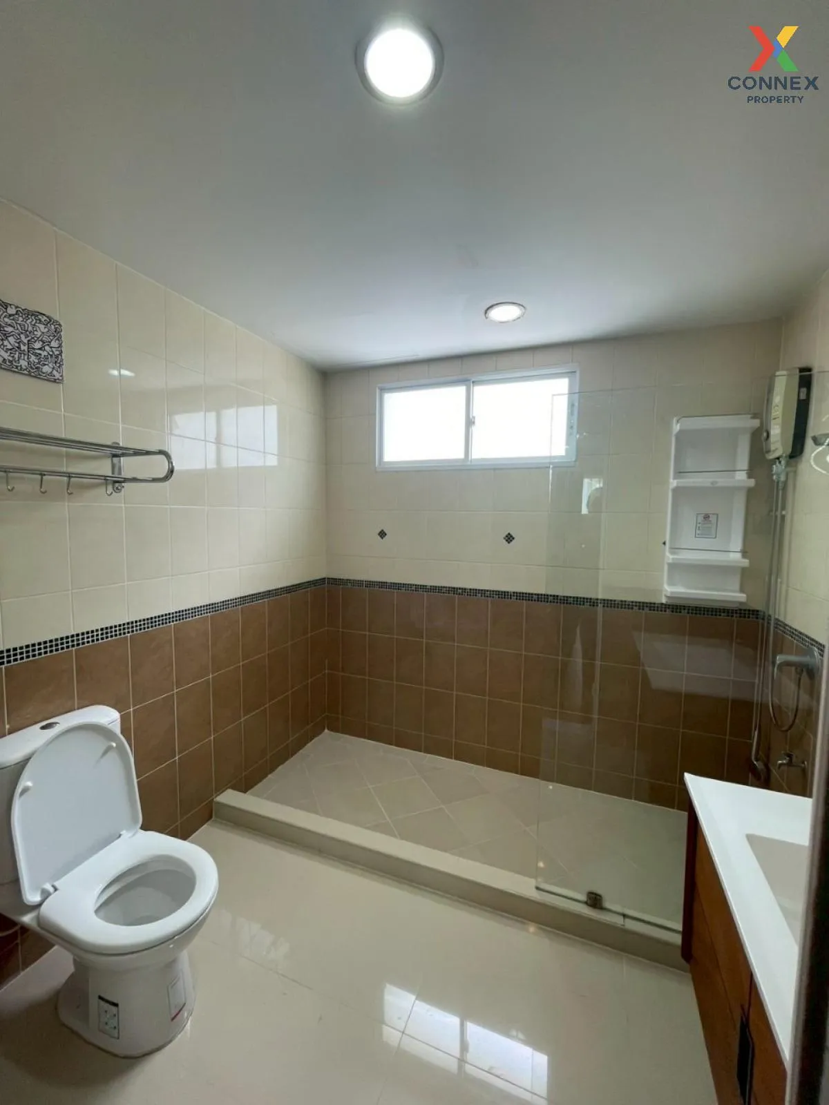 For Rent Townhouse/Townhome  , Baan Klang Muang S - Sense Srinakh