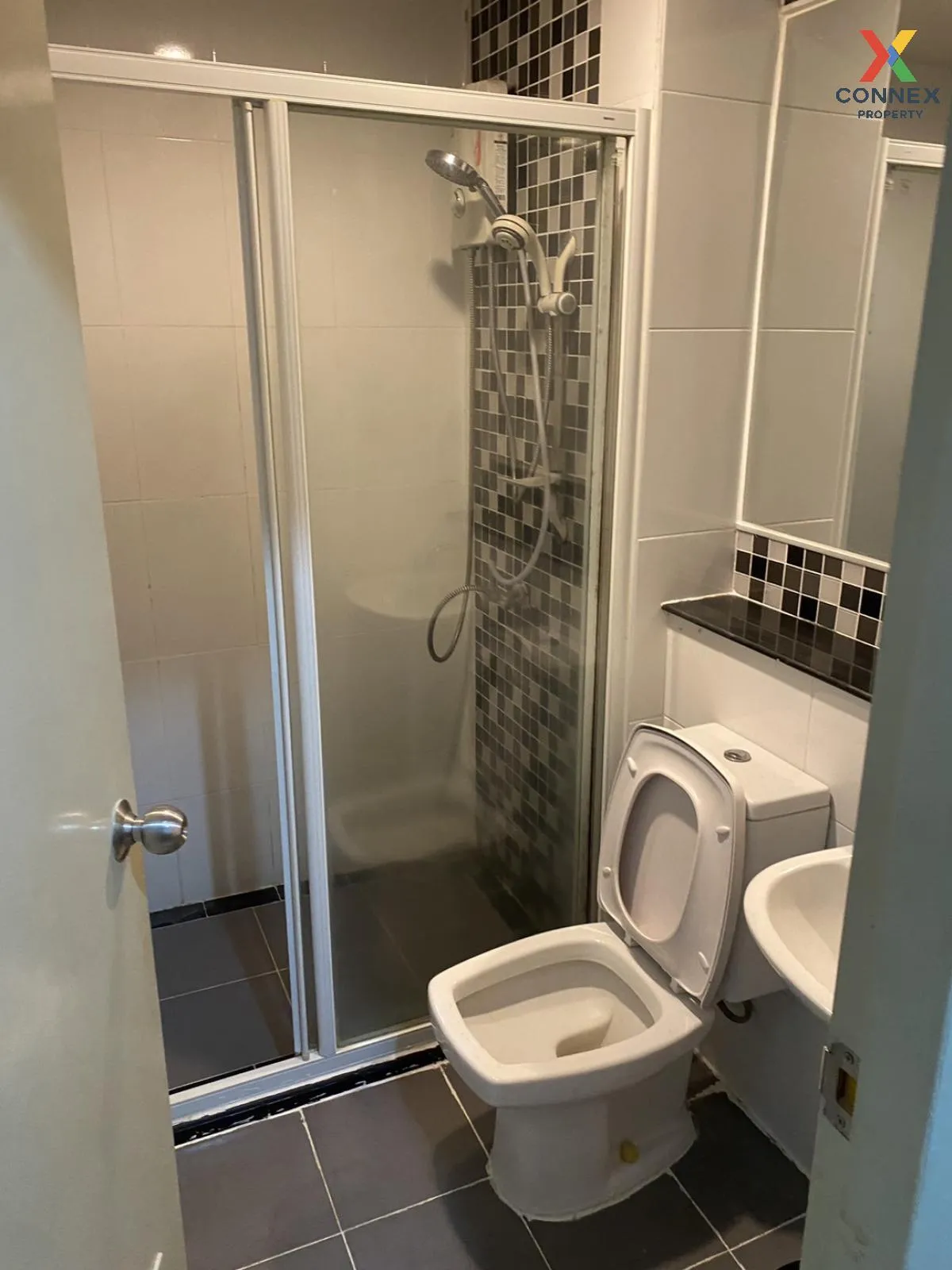 เช่าคอนโด  รีเจ้นท์ โฮม 14 สุขุมวิท 93 บางจาก เขต พระโขนง กรุงเทพ