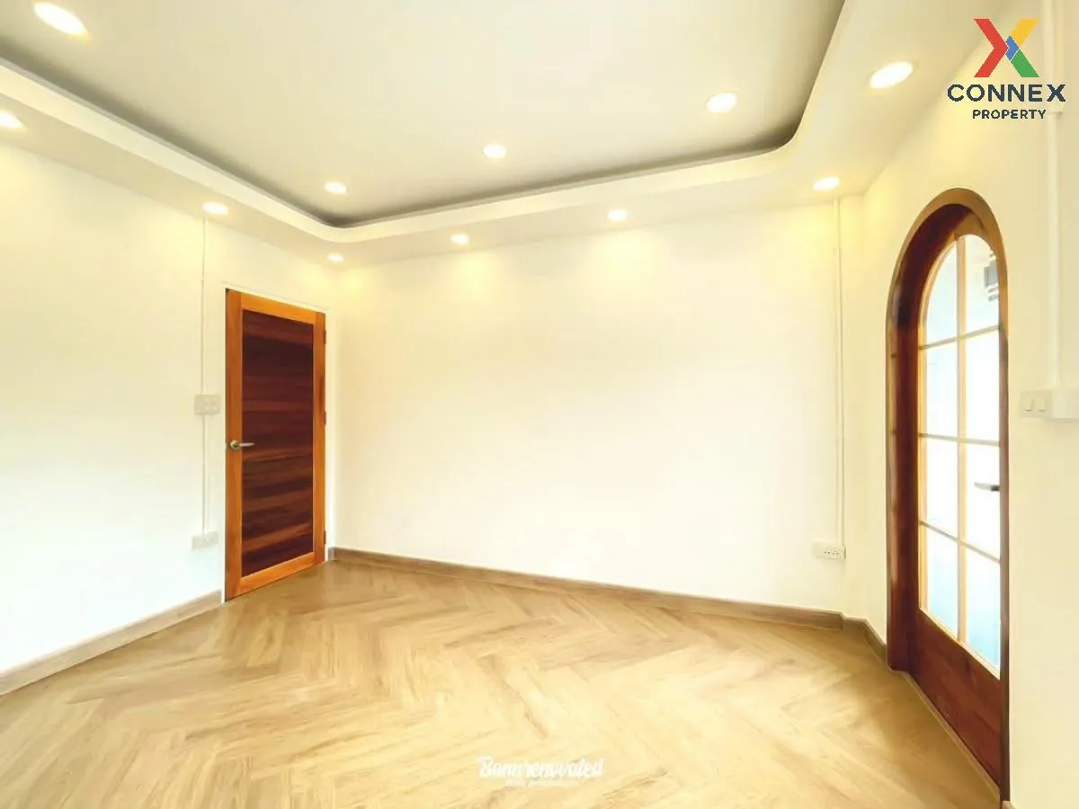 ขายทาวน์เฮ้าส์/ทาวน์โฮม  หมู่บ้านร่มไทร คลองลำเจียก 10 รีโนเวทใหม ขายทาวน์เฮ้าส์/ทาวน์โฮม  หมู่บ้านร่มไทร คลองลำเจียก 10 รีโนเวทใหม 4