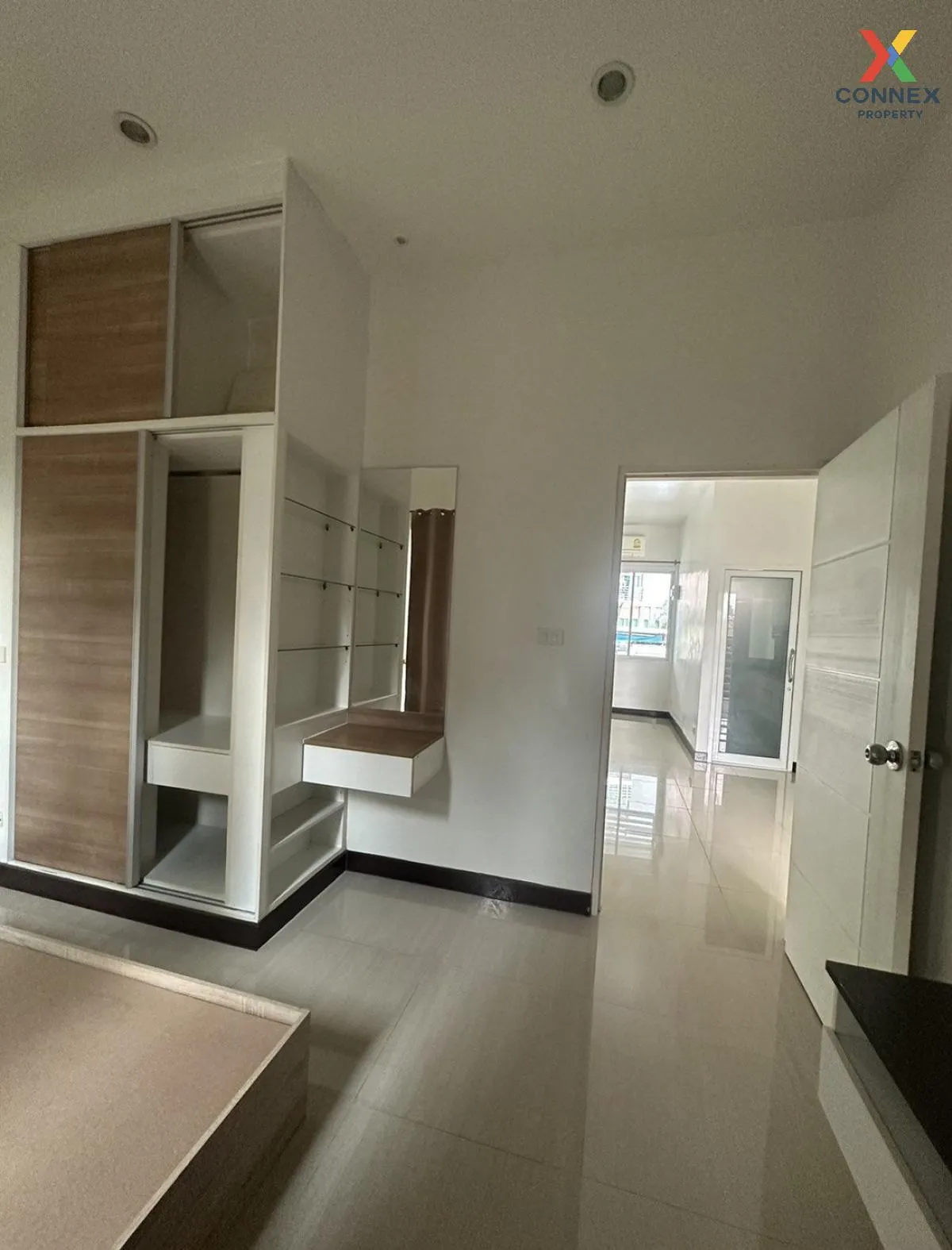 ขายคอนโด  ซี.เค.ซี. ระยอง คอนโด เนินพระ เมืองระยอง ระยอง CX-11997