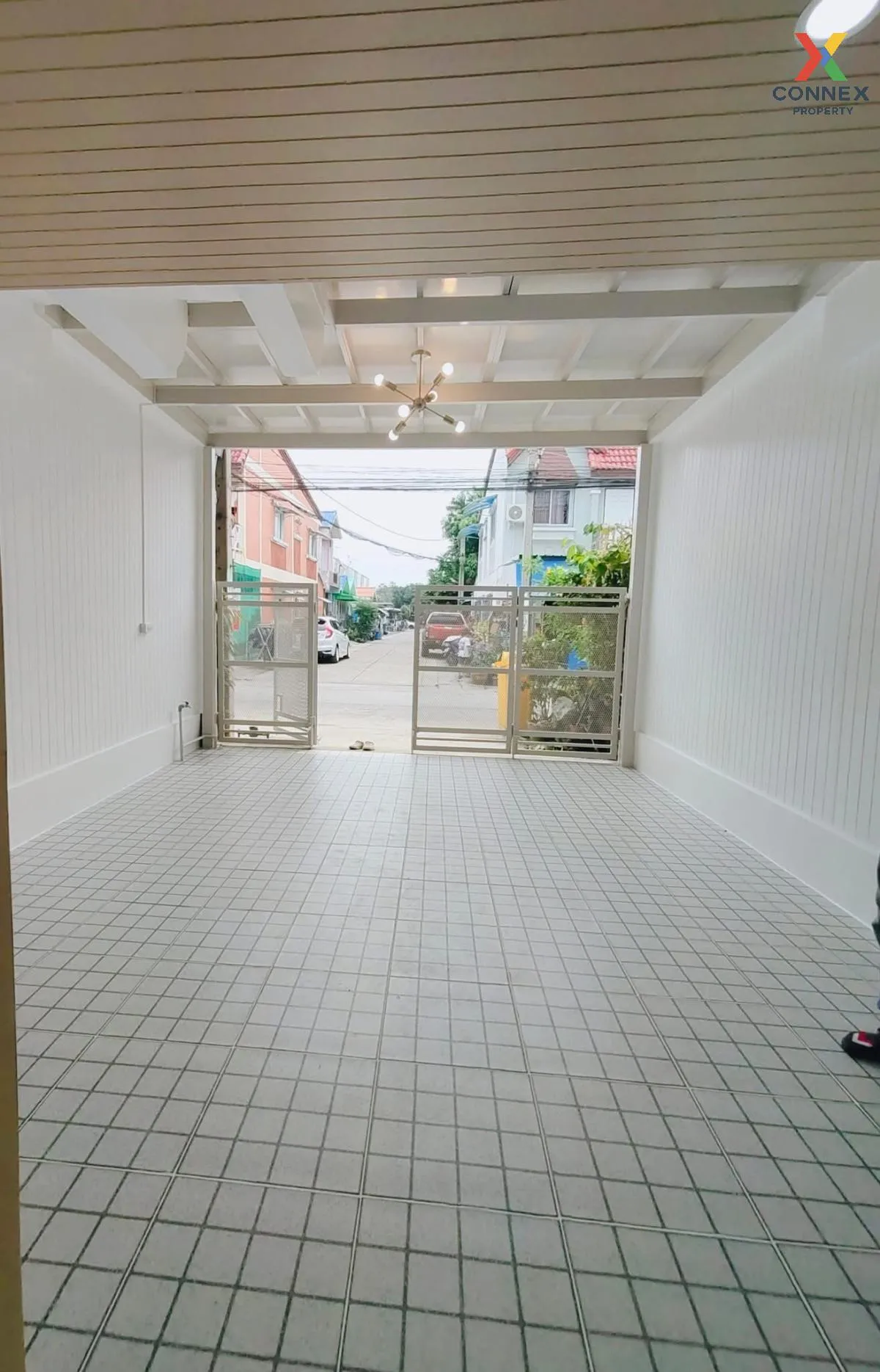 ขายทาวน์เฮ้าส์/ทาวน์โฮม  บ้านนครทอง ปาร์ควิว 3 รีโนเวทใหม่ บางบัว 4