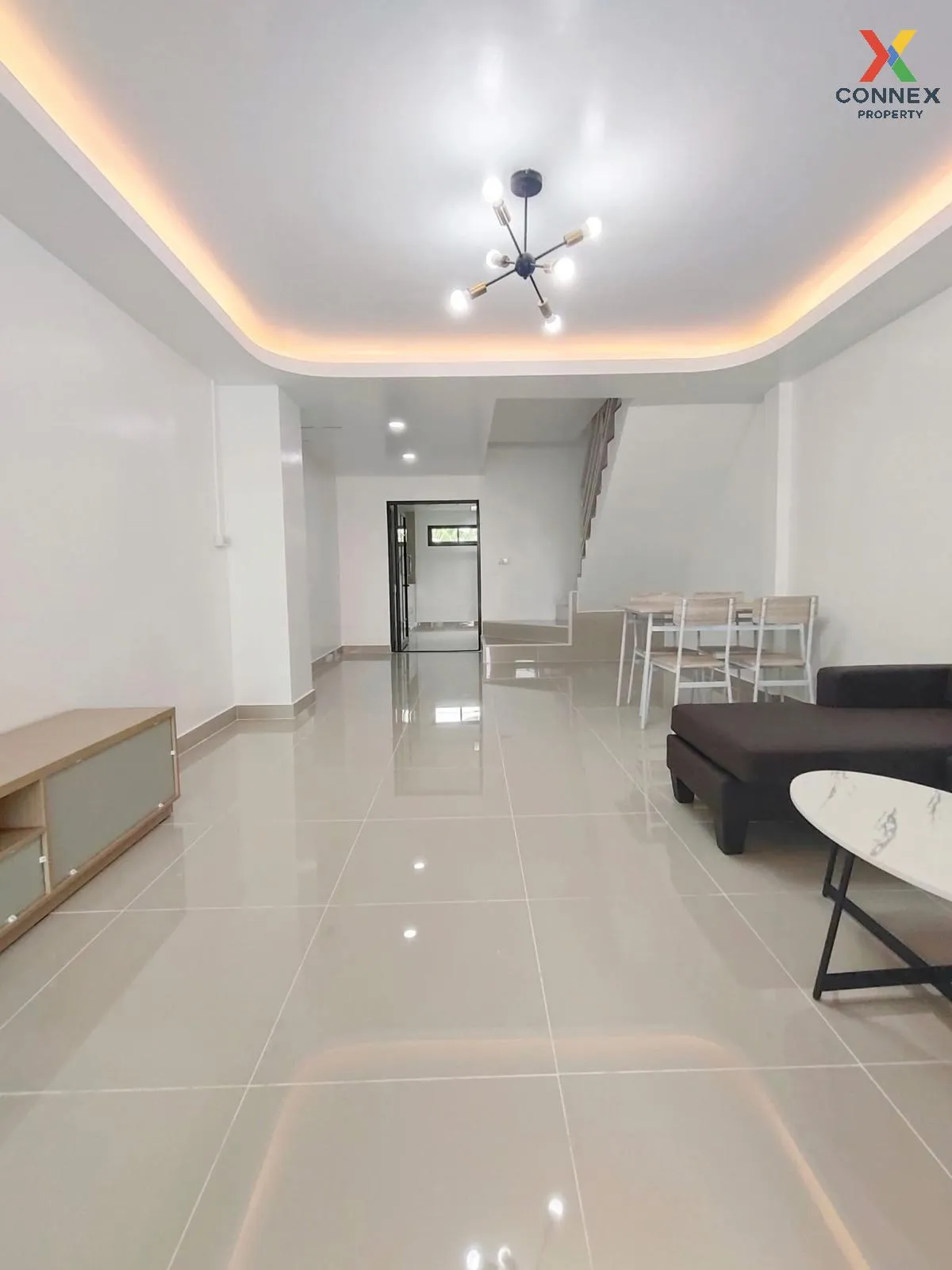 ขายทาวน์เฮ้าส์/ทาวน์โฮม  บ้านนครทอง ปาร์ควิว 3 รีโนเวทใหม่ บางบัว