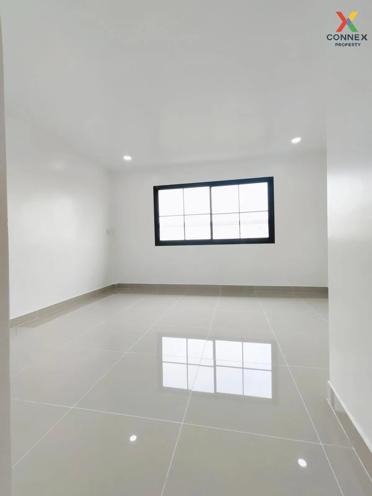 ขายทาวน์เฮ้าส์/ทาวน์โฮม  บ้านนครทอง ปาร์ควิว 3 รีโนเวทใหม่ บางบัว