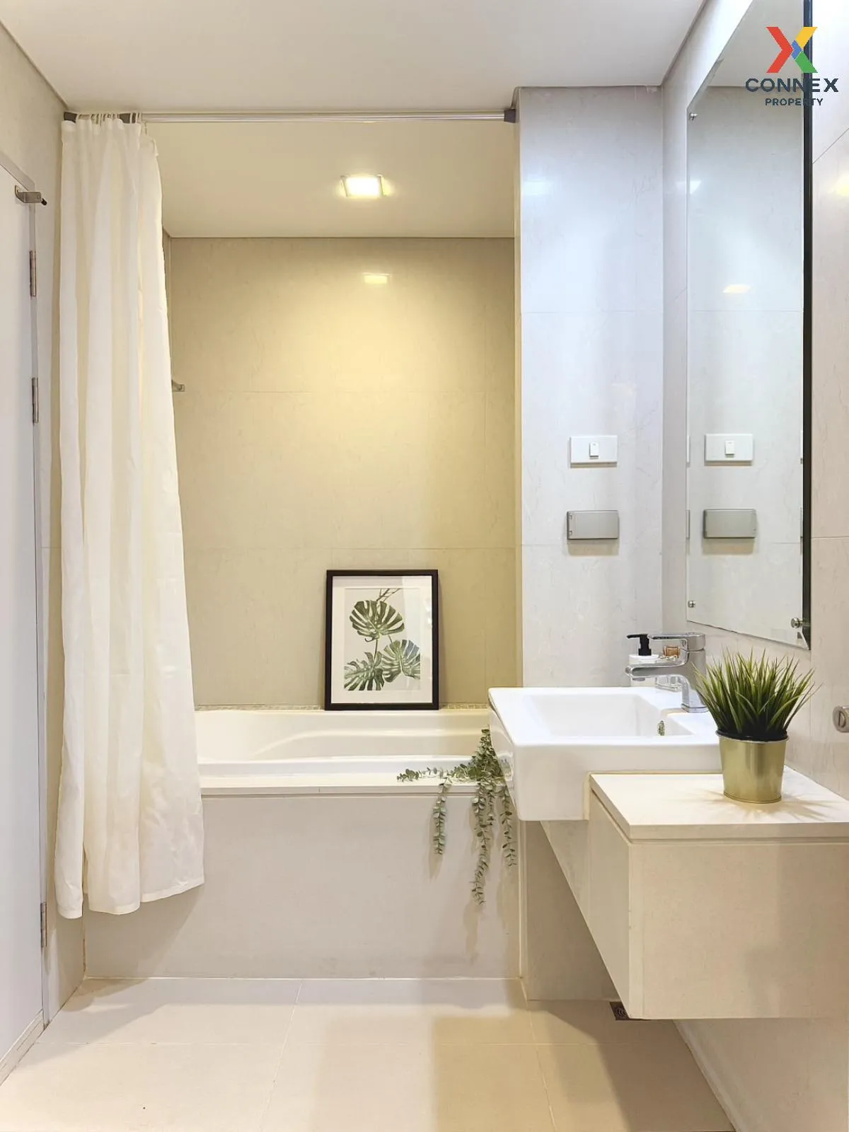 For Sale Condo , Le Luk Condo , high floor , BTS-Phra Khanong , P