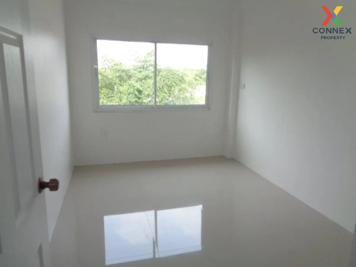 For Sale Commercial Building , Paragon Garden Home , corner unit  For Sale Commercial Building , Paragon Garden Home , corner unit  2