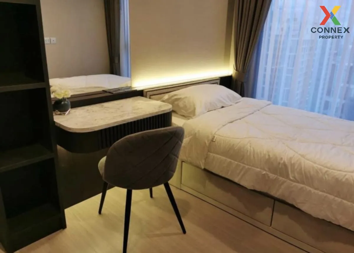 For Rent Condo , Life Asoke - Rama 9 , nice view , high floor , M