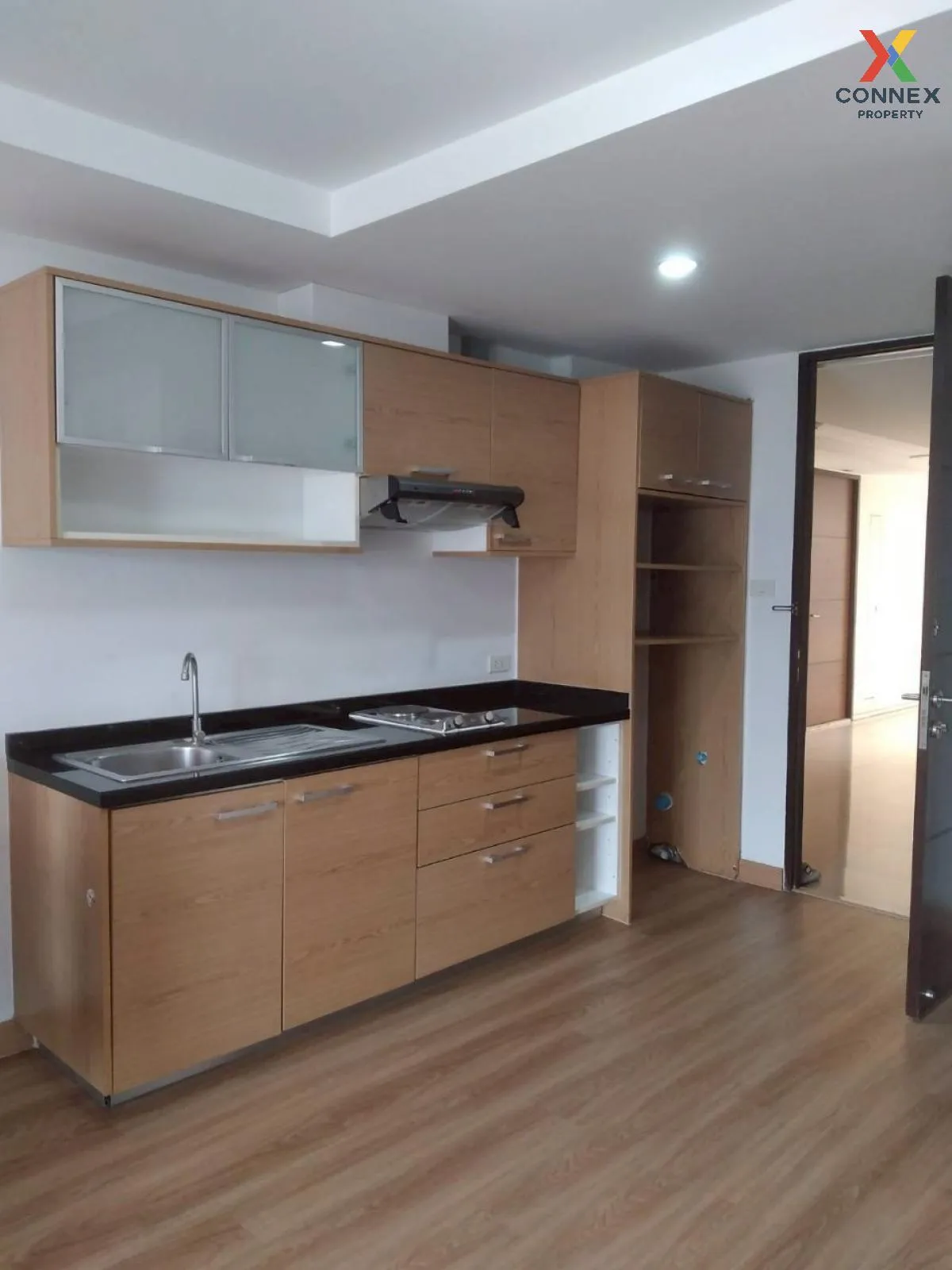 For Rent Condo , Baan Samsen Condominium , Thanon Nakhon Chai Si  3