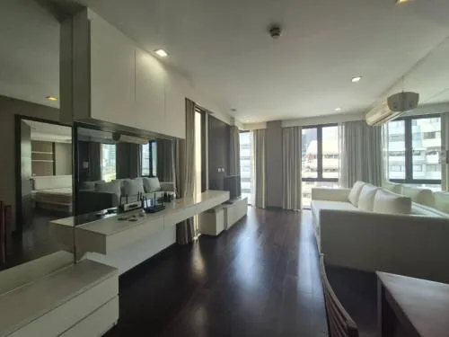 For Sale Condo , O2 Hip , corner unit , Lumpini , Pathum Wan , Bangkok , CX-120070
