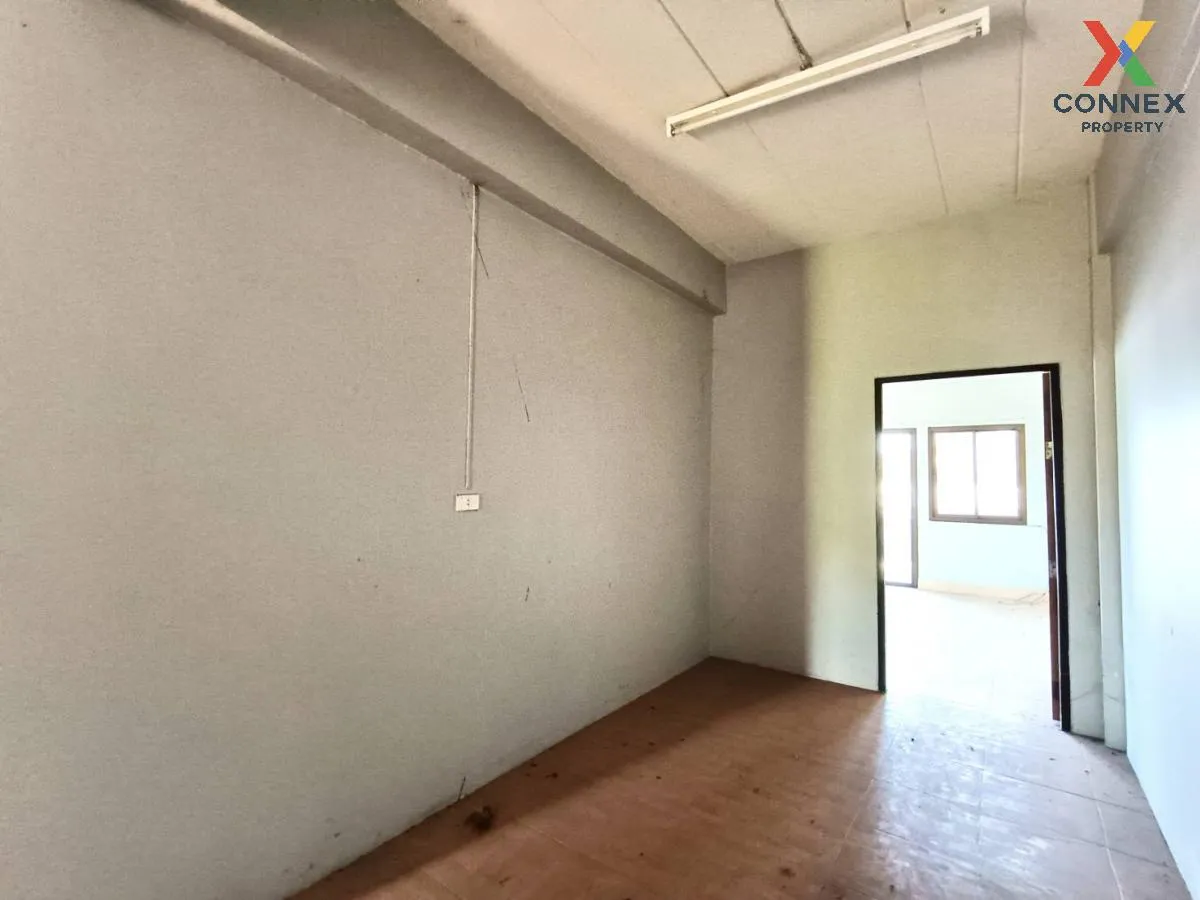 For Sale Commercial building, Watchara Road , corner unit , Krabi