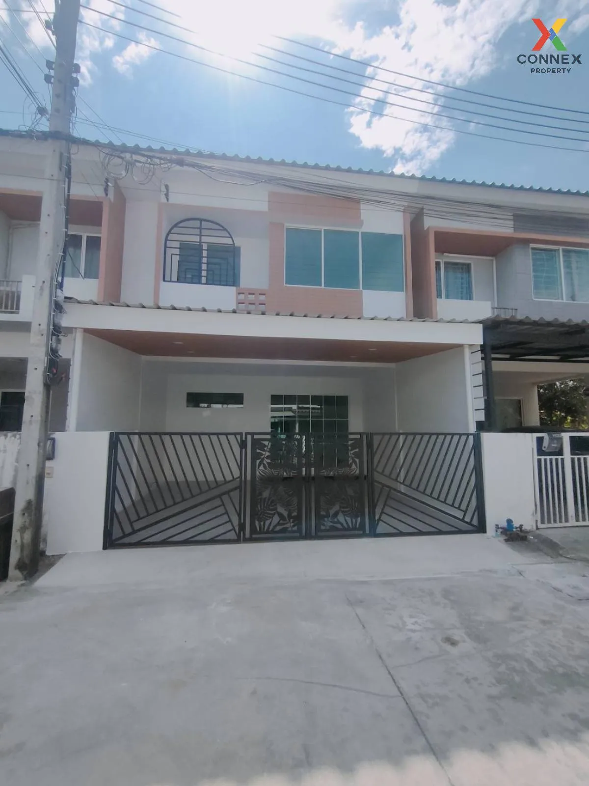 For Sale Townhouse/Townhome  , The Trust Town Wongwaen - Lamlukka For Sale Townhouse/Townhome  , The Trust Town Wongwaen - Lamlukka 1