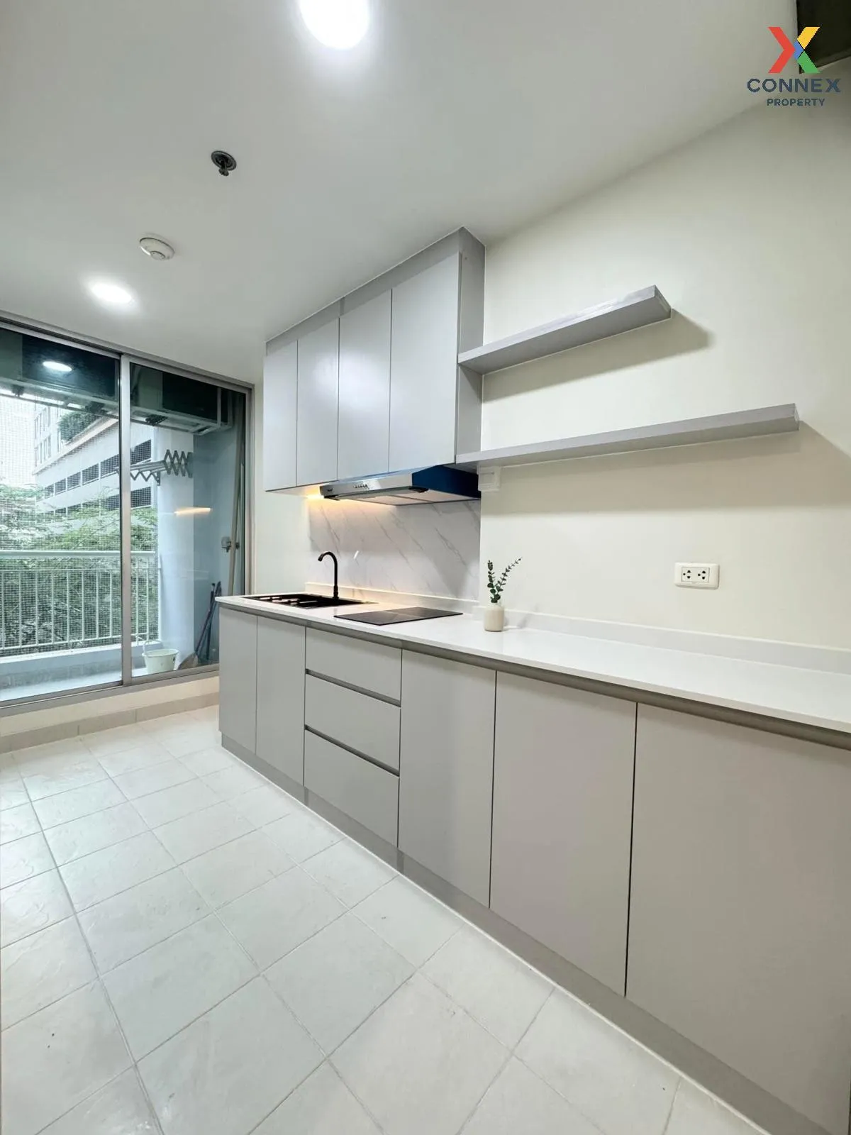 ขายคอนโด  ไลฟ์ แอท บีทีเอส ท่าพระ ห้องมุม หน้ากว้าง รีโนเวทใหม่ B ขายคอนโด  ไลฟ์ แอท บีทีเอส ท่าพระ ห้องมุม หน้ากว้าง รีโนเวทใหม่ B 3