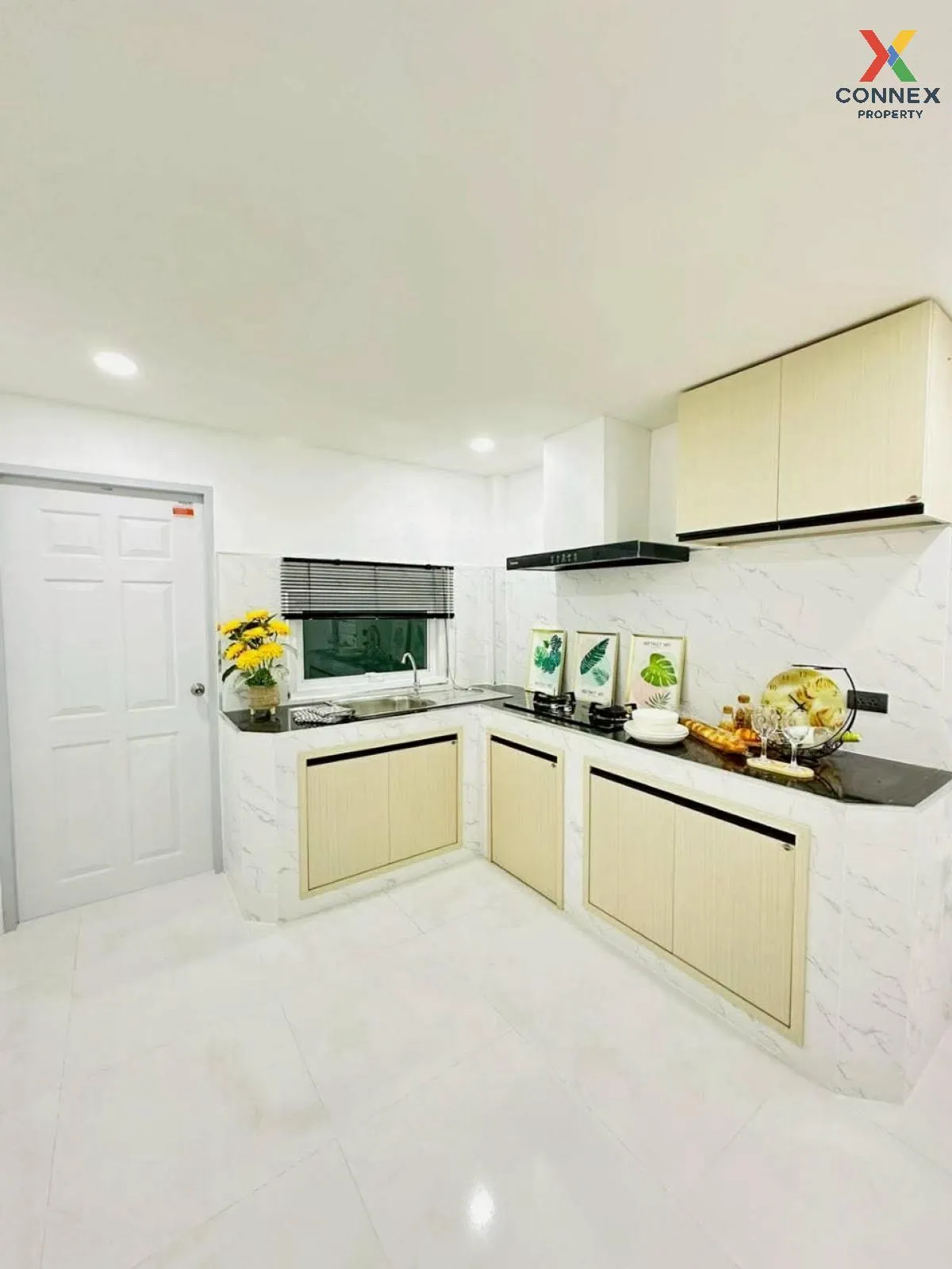 ขายทาวน์เฮ้าส์/ทาวน์โฮม  รัตนากร วิลเลจ 18 หนองปรือ บางละมุง ชลบุ