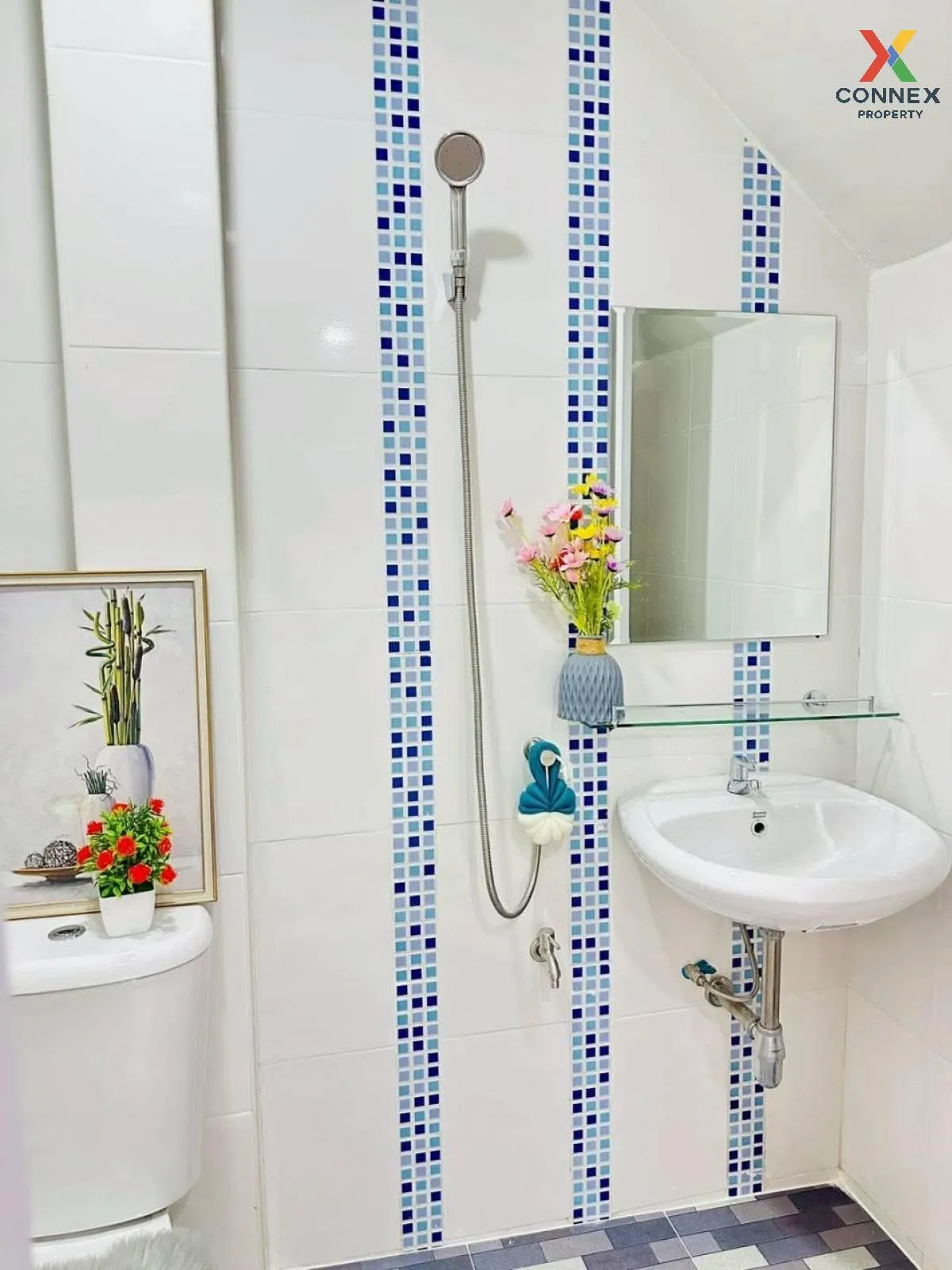 ขายทาวน์เฮ้าส์/ทาวน์โฮม  รัตนากร วิลเลจ 18 หนองปรือ บางละมุง ชลบุ