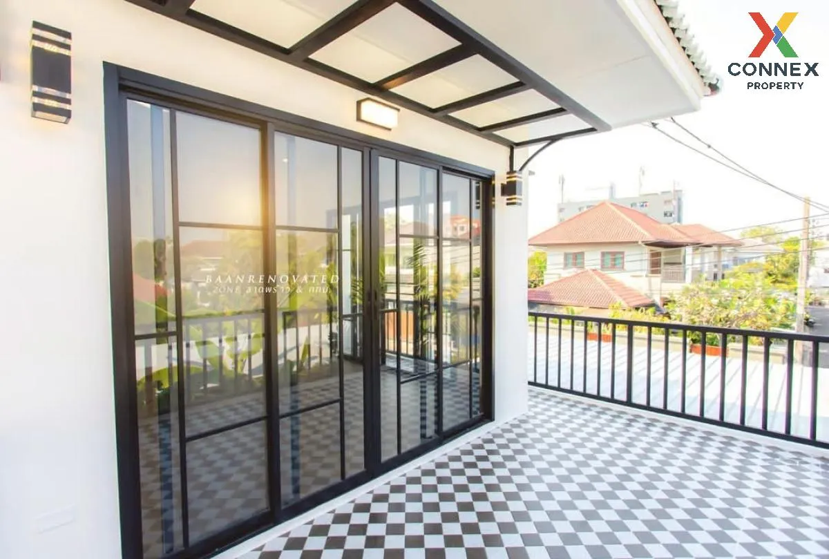 For Sale House , Baan Ratchada 3 , wide frontage , newly renovate 4