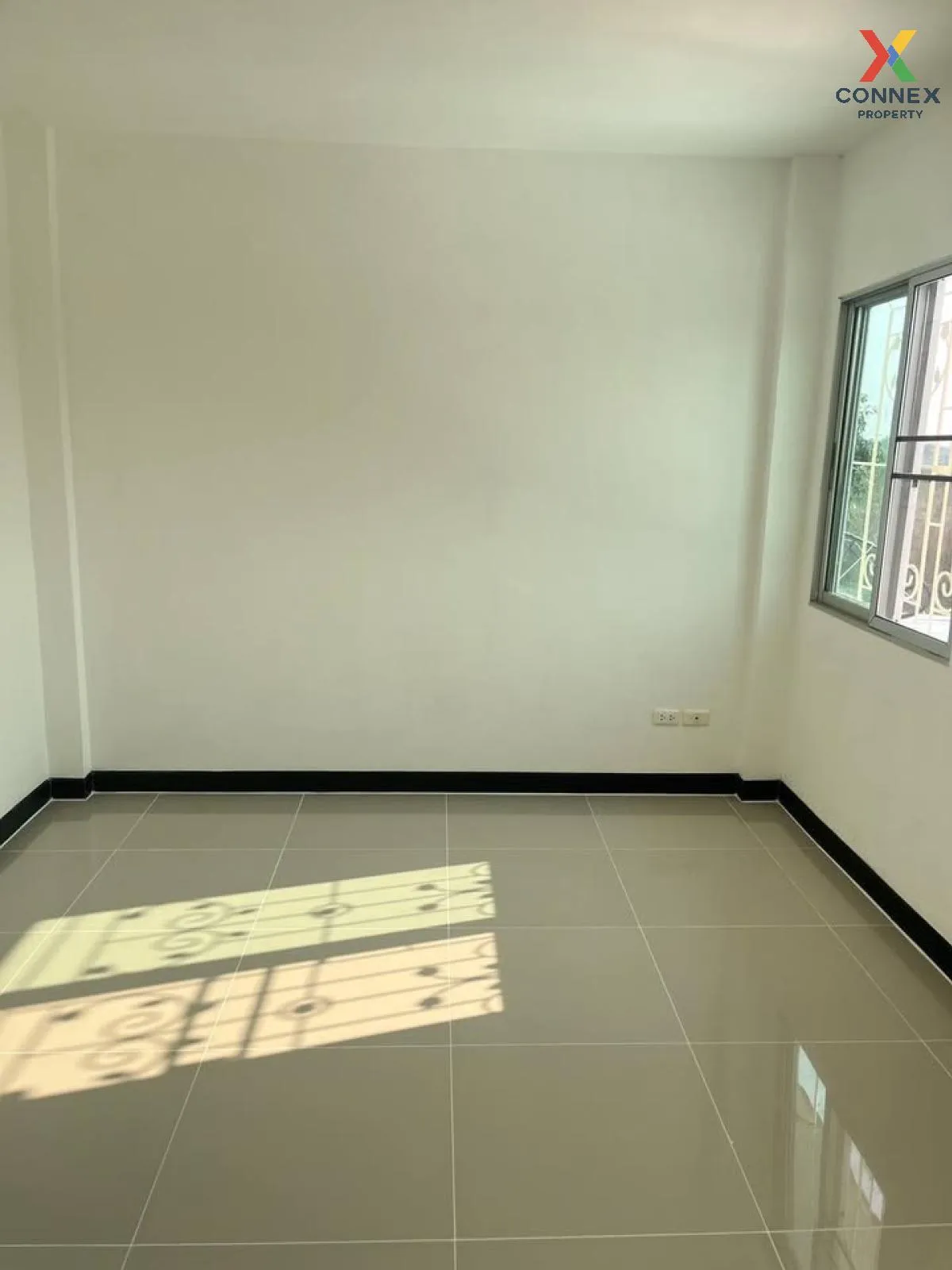 For Sale Townhouse/Townhome  , Buraphan Garden Ville , Krathum Ra