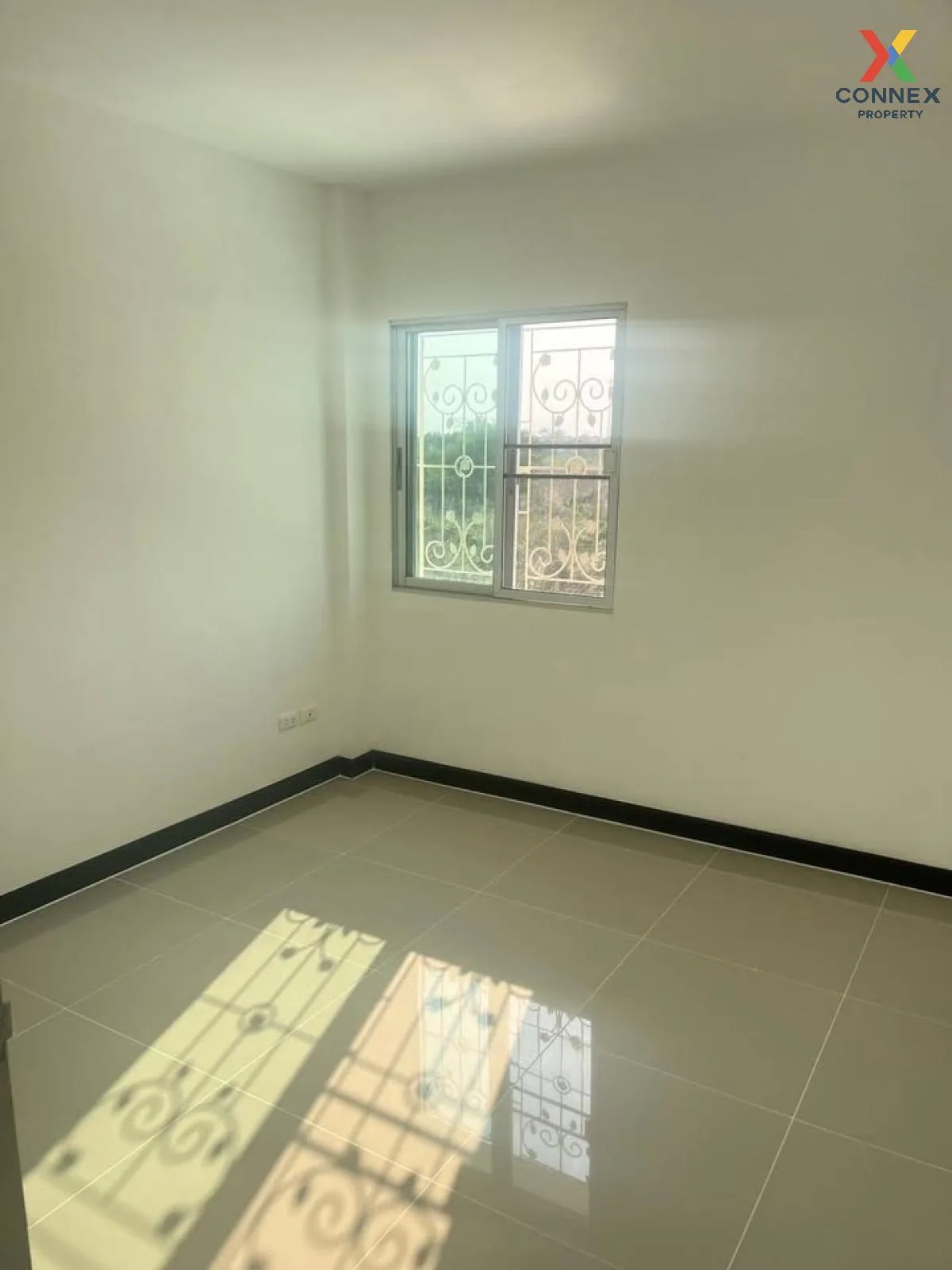 For Sale Townhouse/Townhome  , Buraphan Garden Ville , Krathum Ra