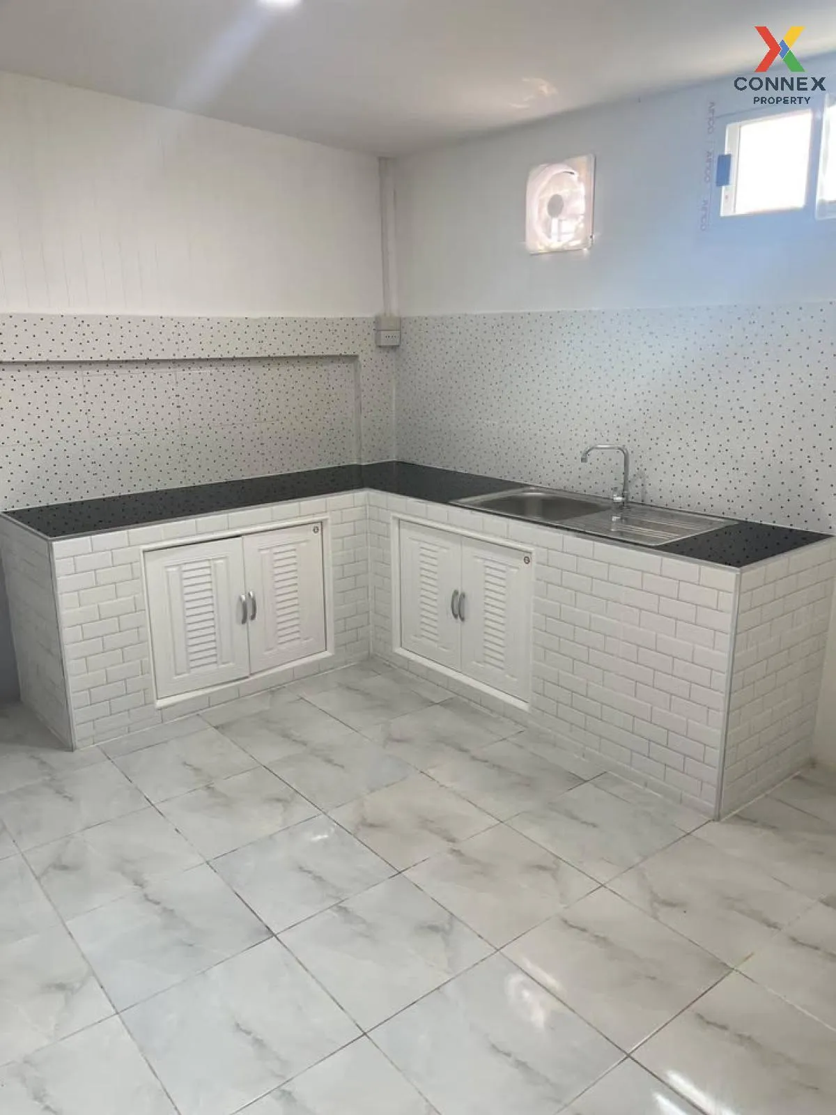 For Sale Townhouse/Townhome  , Buraphan Garden Ville , Krathum Ra