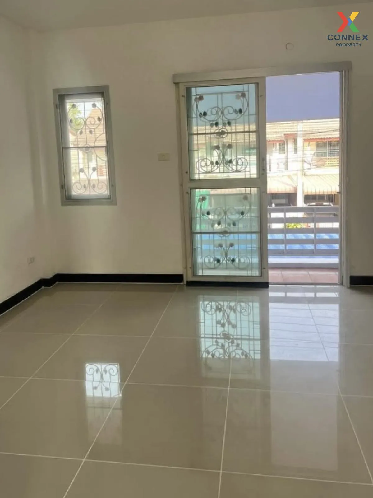 For Sale Townhouse/Townhome  , Buraphan Garden Ville , Krathum Ra