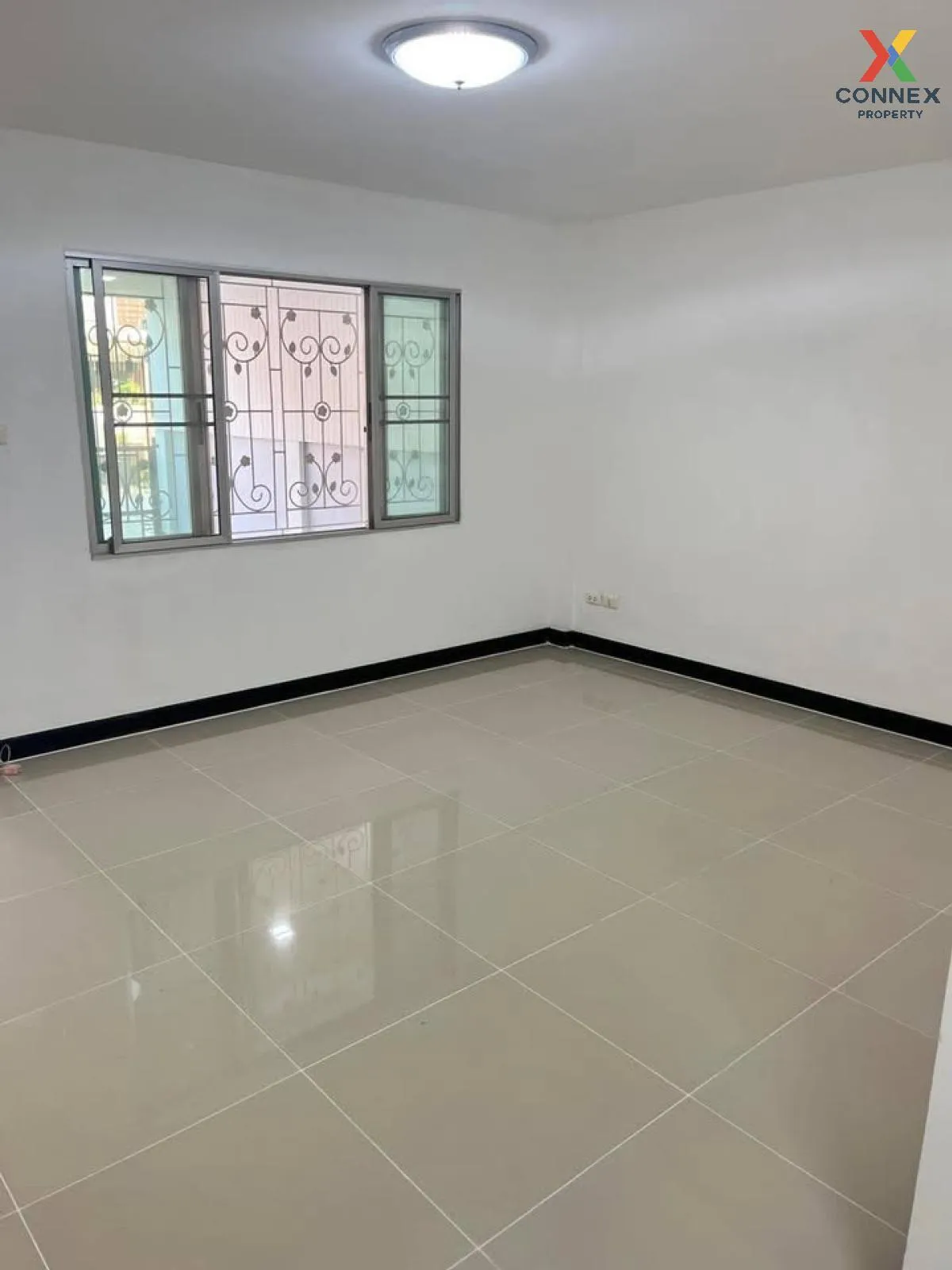 For Sale Townhouse/Townhome  , Buraphan Garden Ville , Krathum Ra