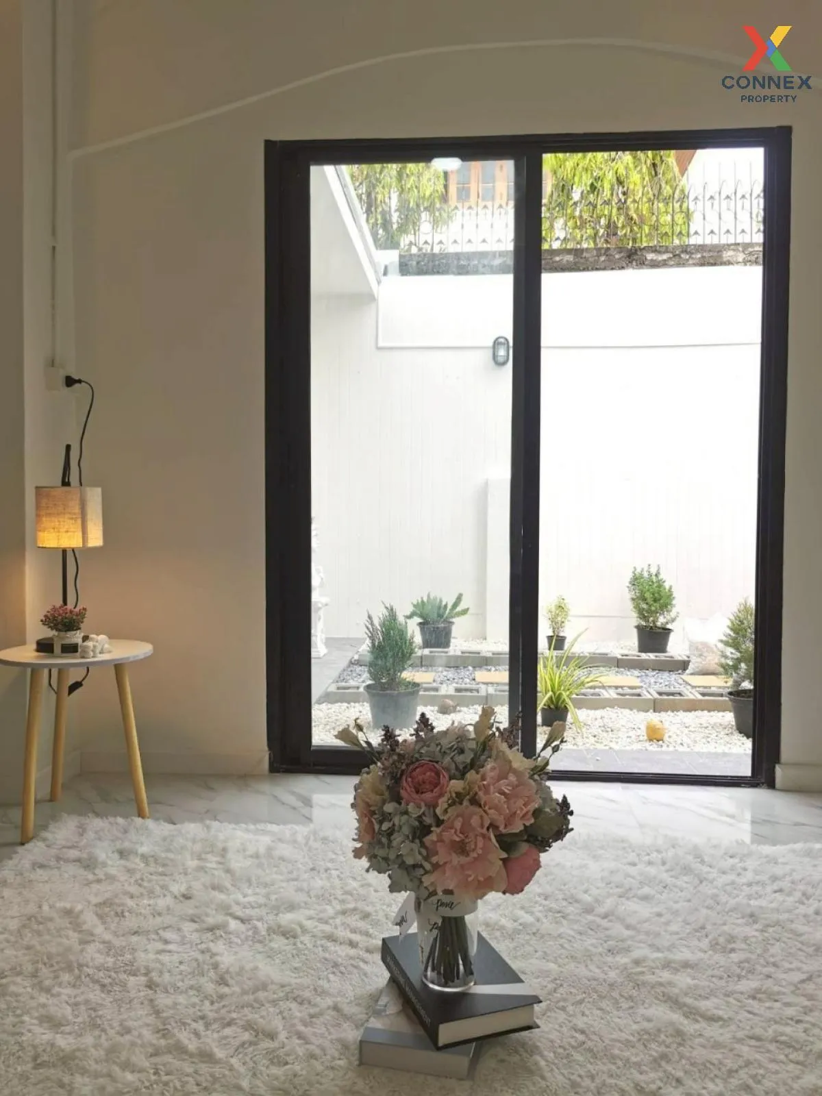 For Sale Townhouse/Townhome  , Petchpailin Phraya Suren 35 , corn 4