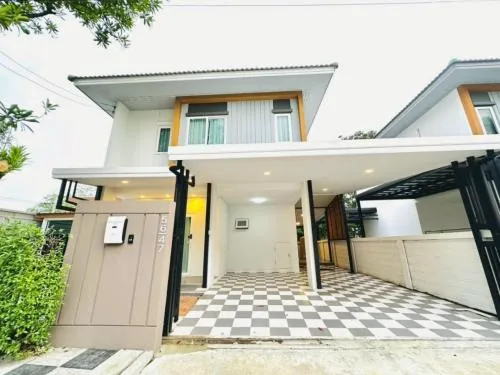 ขายบ้าน  เซนส์ สายไหม 56 วิวสวย ห้องมุม หน้ากว้าง รีโนเวทใหม่ ออเงิน เขต สายไหม กรุงเทพ CX-120191 ขายบ้าน  เซนส์ สายไหม 56 วิวสวย ห้องมุม หน้ากว้าง รีโนเวทใหม่ ออเงิน เขต สายไหม กรุงเทพ CX-120191