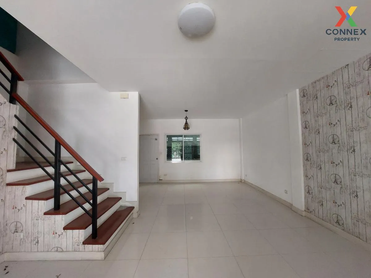 ขายทาวน์เฮ้าส์/ทาวน์โฮม  ทรัพย์รุ่งเรือง ซิตี้ 2 หน้ากว้าง บ้านเก