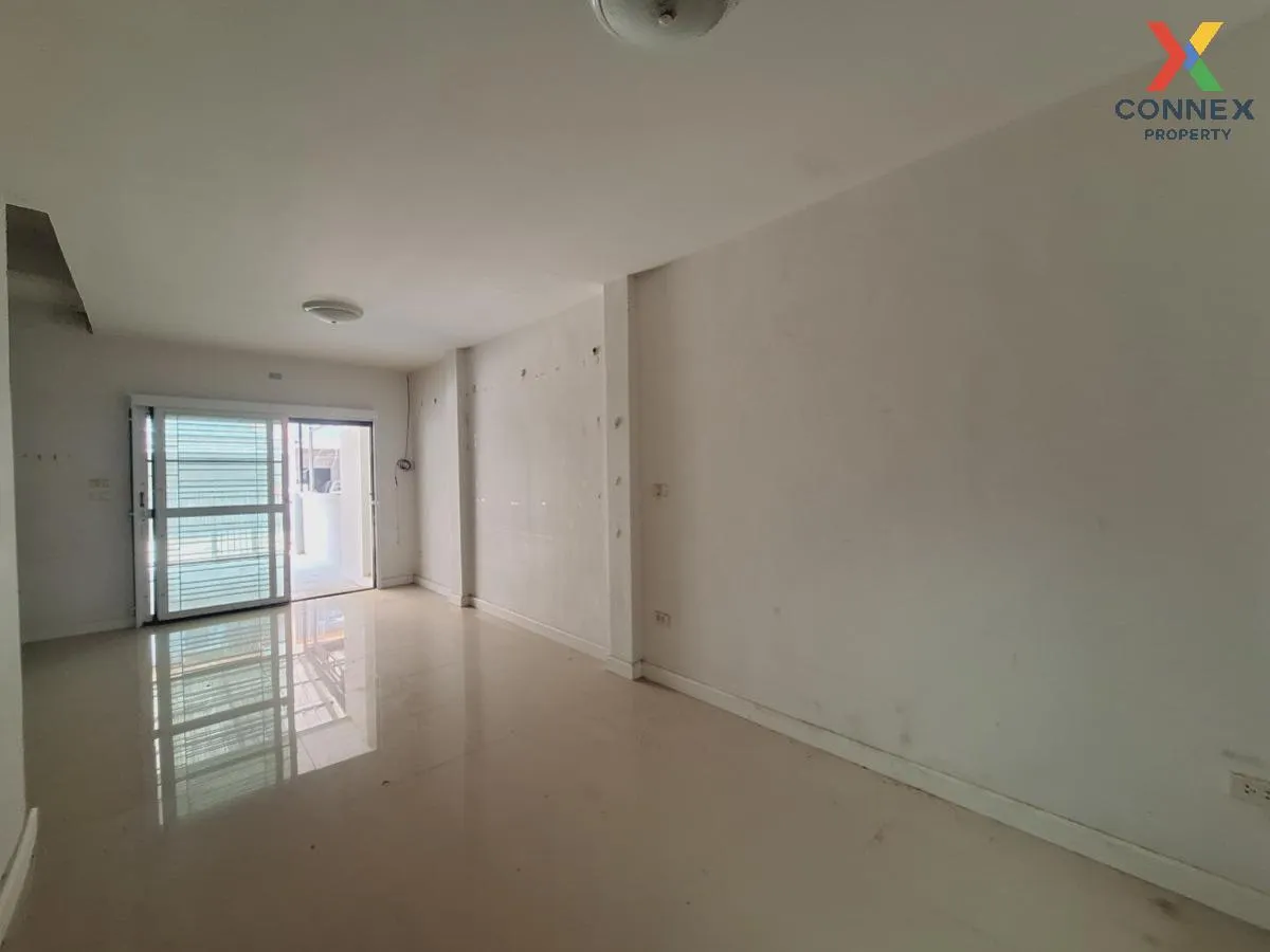 For Sale Townhouse/Townhome  , Cento Park , Bueng , Mueang Chon B