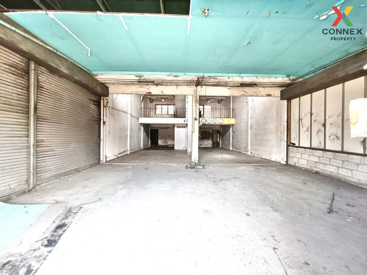 ขายอาคารพาณิชย์ 2 คูหา ติดถนนแสงชูโต  ลาภอนันต์ บ้านโป่ง หน้ากว้า