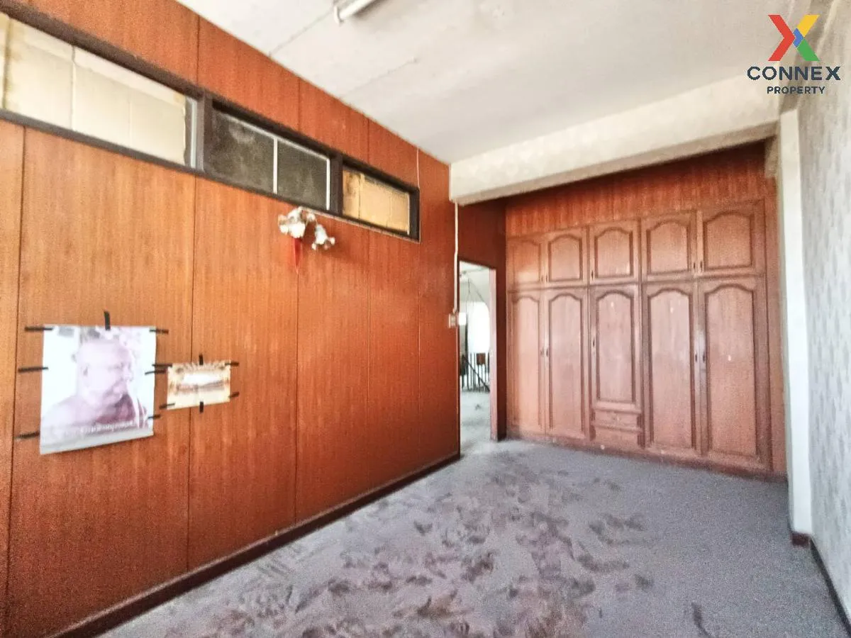 ขายอาคารพาณิชย์ 2 คูหา ติดถนนแสงชูโต  ลาภอนันต์ บ้านโป่ง หน้ากว้า