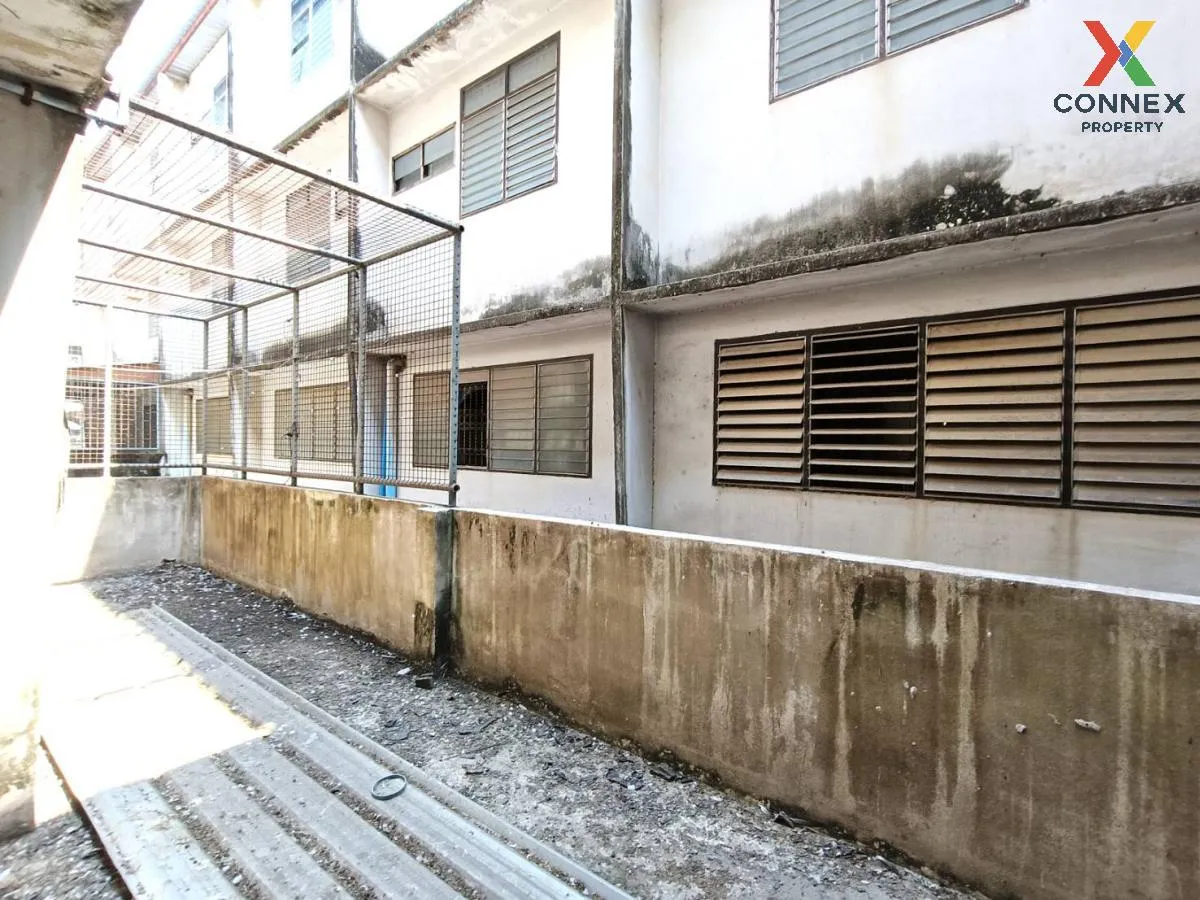 ขายอาคารพาณิชย์ 2 คูหา ติดถนนแสงชูโต  ลาภอนันต์ บ้านโป่ง หน้ากว้า