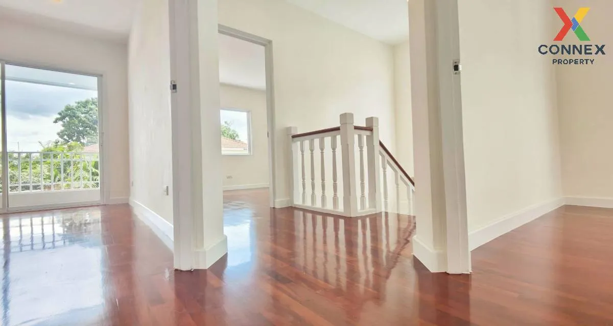 For Sale House , Chaiyaphruek 1 Tiwanon - Ratchaphruek , corner u