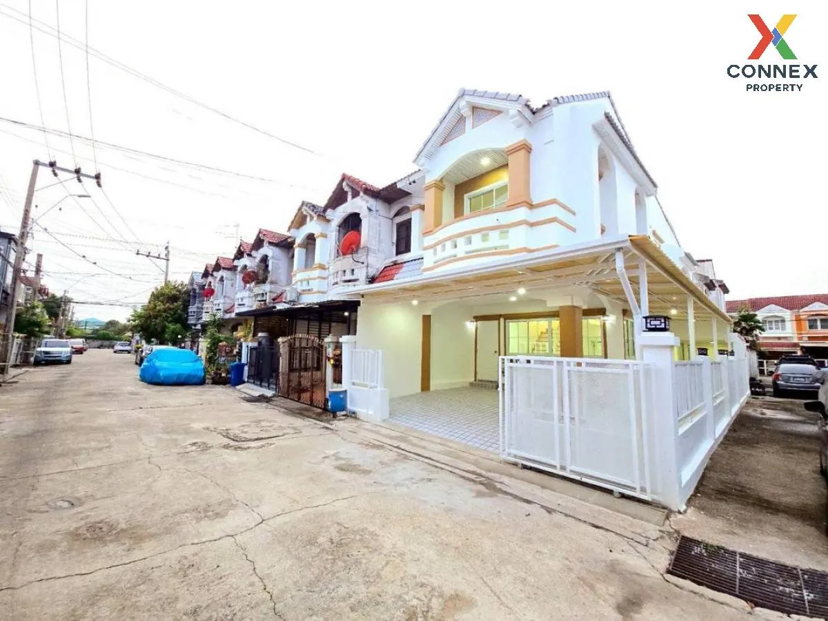 For Sale Townhouse/Townhome  , Nanthana Garden Tha It , newly ren For Sale Townhouse/Townhome  , Nanthana Garden Tha It , newly ren 2