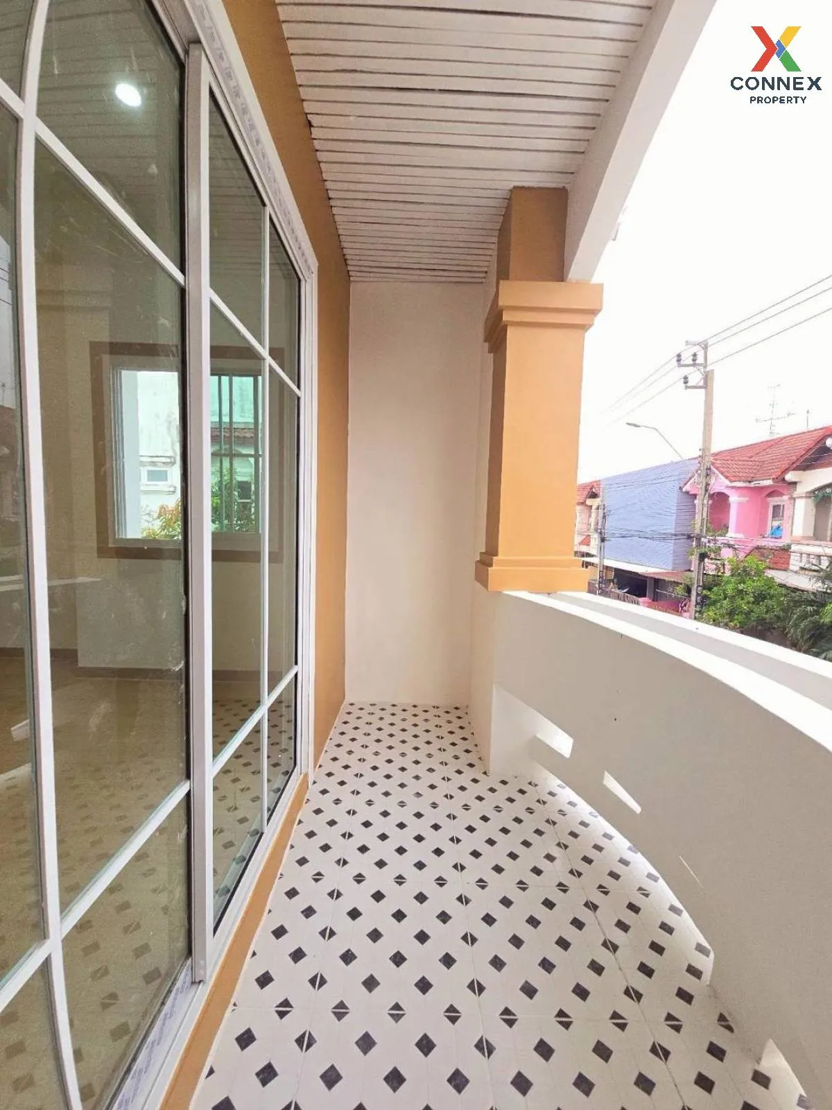 For Sale Townhouse/Townhome  , Nanthana Garden Tha It , newly ren For Sale Townhouse/Townhome  , Nanthana Garden Tha It , newly ren