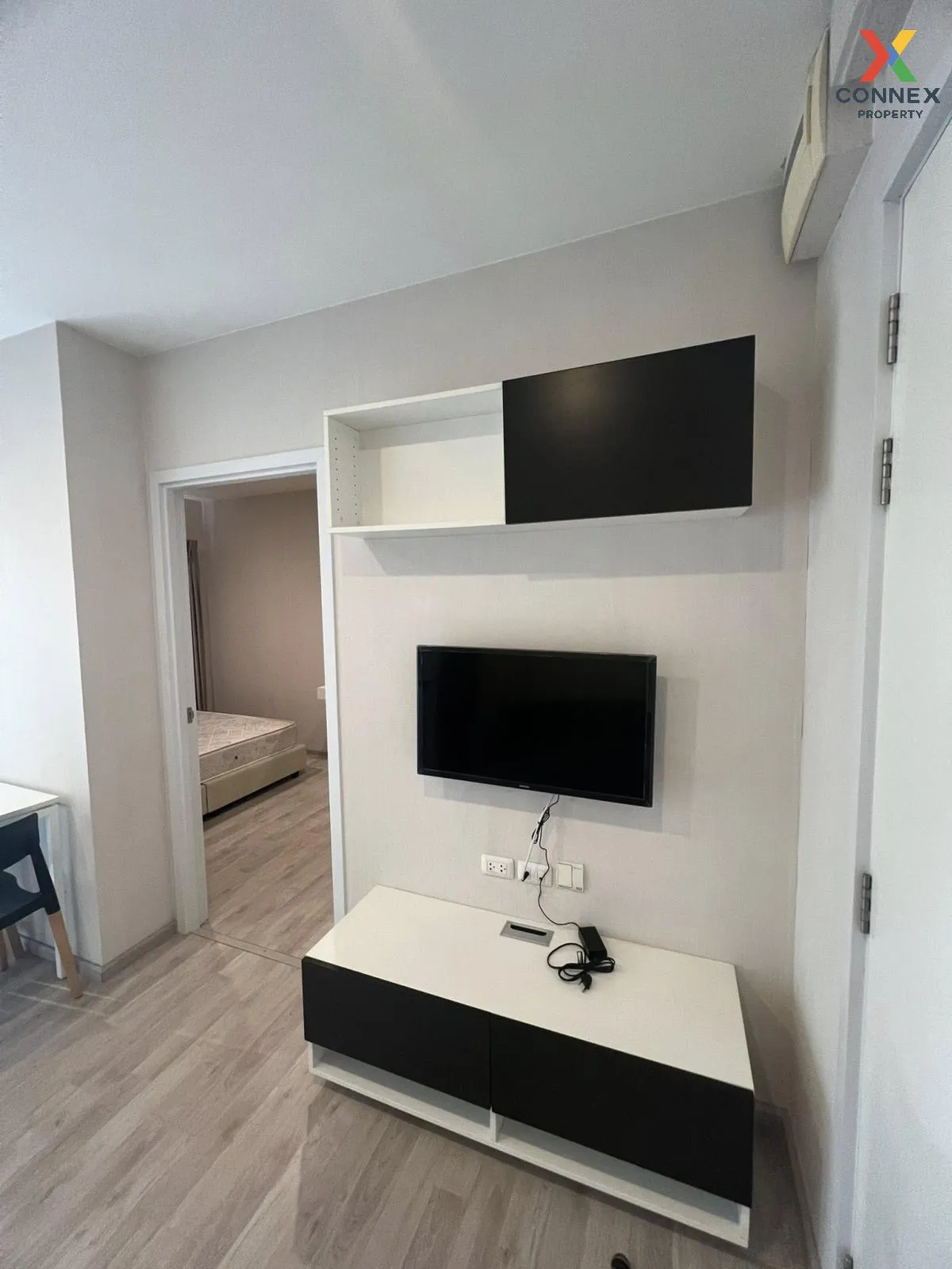 For Rent Condo , Plum Condo Central Station , MRT-Sam Yaek Bang Y For Rent Condo , Plum Condo Central Station , MRT-Sam Yaek Bang Y 2