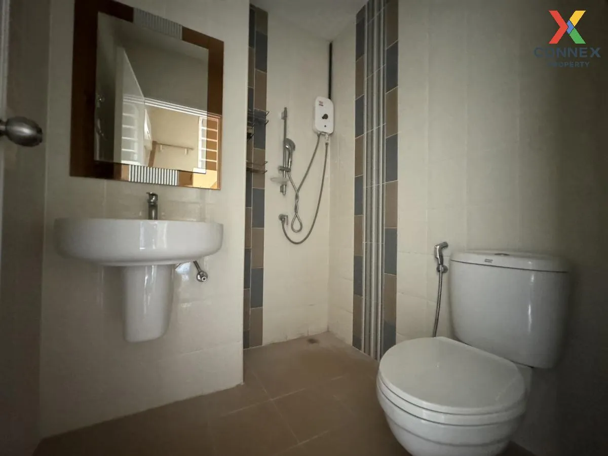 For Sale Townhouse/Townhome  , Golden Town Srinakarin-Sukhumvit ,