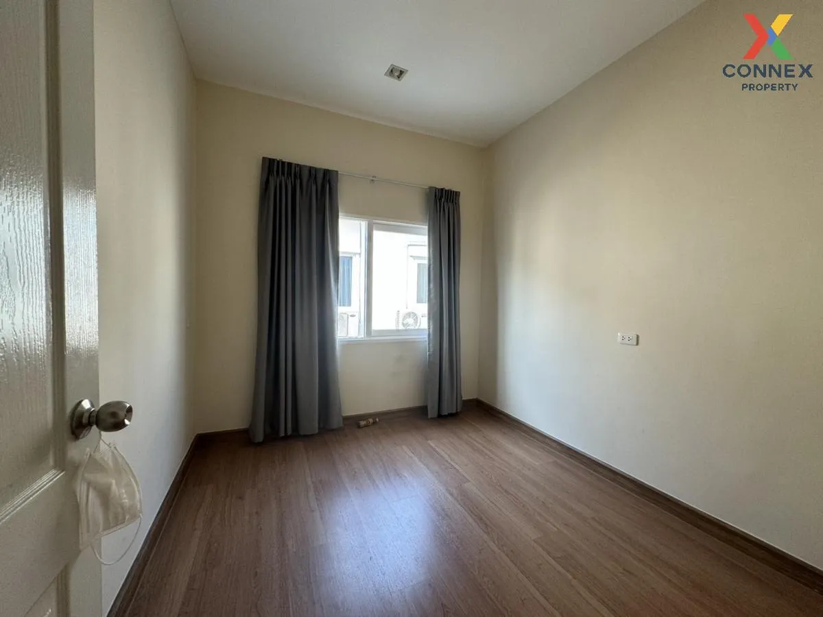 For Sale Townhouse/Townhome  , Golden Town Srinakarin-Sukhumvit ,