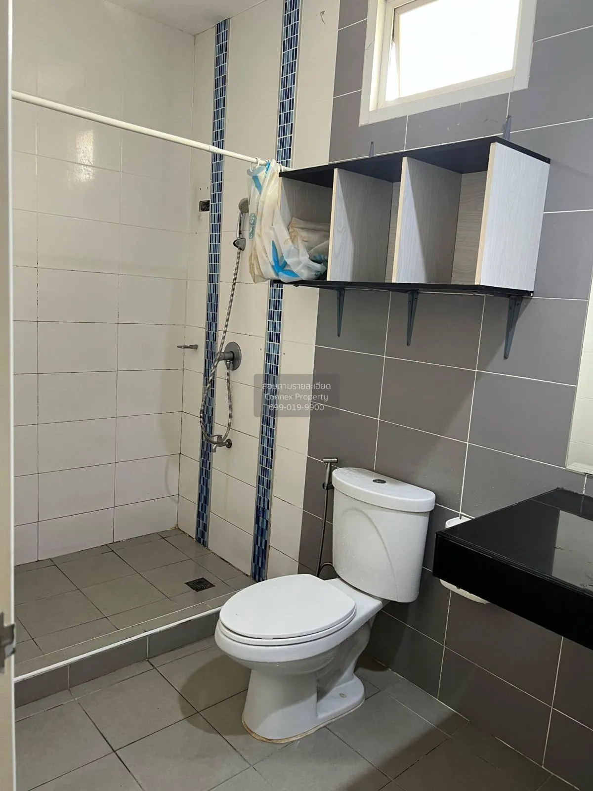 ขายทาวน์เฮ้าส์/ทาวน์โฮม  ทรัพย์รุ่งเรือง ซิตี้ 2 ห้องมุม หน้ากว้า 4