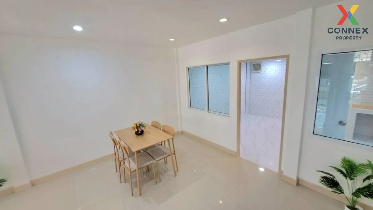 ขายทาวน์เฮ้าส์/ทาวน์โฮม  บัวทองธานี รีโนเวทใหม่ บางบัวทอง บางบัวท