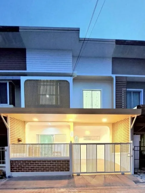ขายทาวน์เฮ้าส์/ทาวน์โฮม  บัวทองธานี รีโนเวทใหม่ บางบัวทอง บางบัวทอง นนทบุรี CX-120414