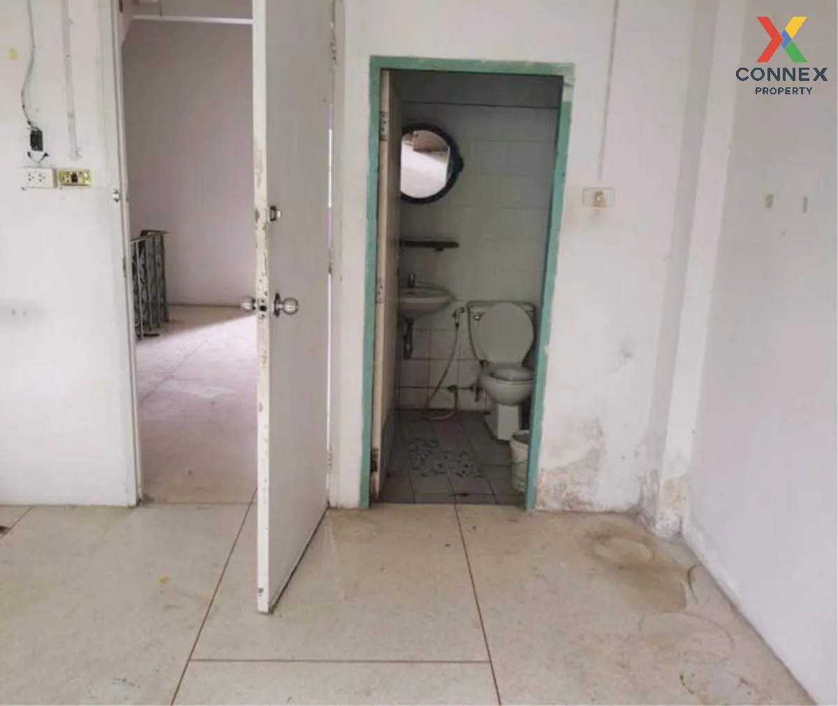 For Sale Commercial Building , Baan JaoPraya Villa , Salathammaso