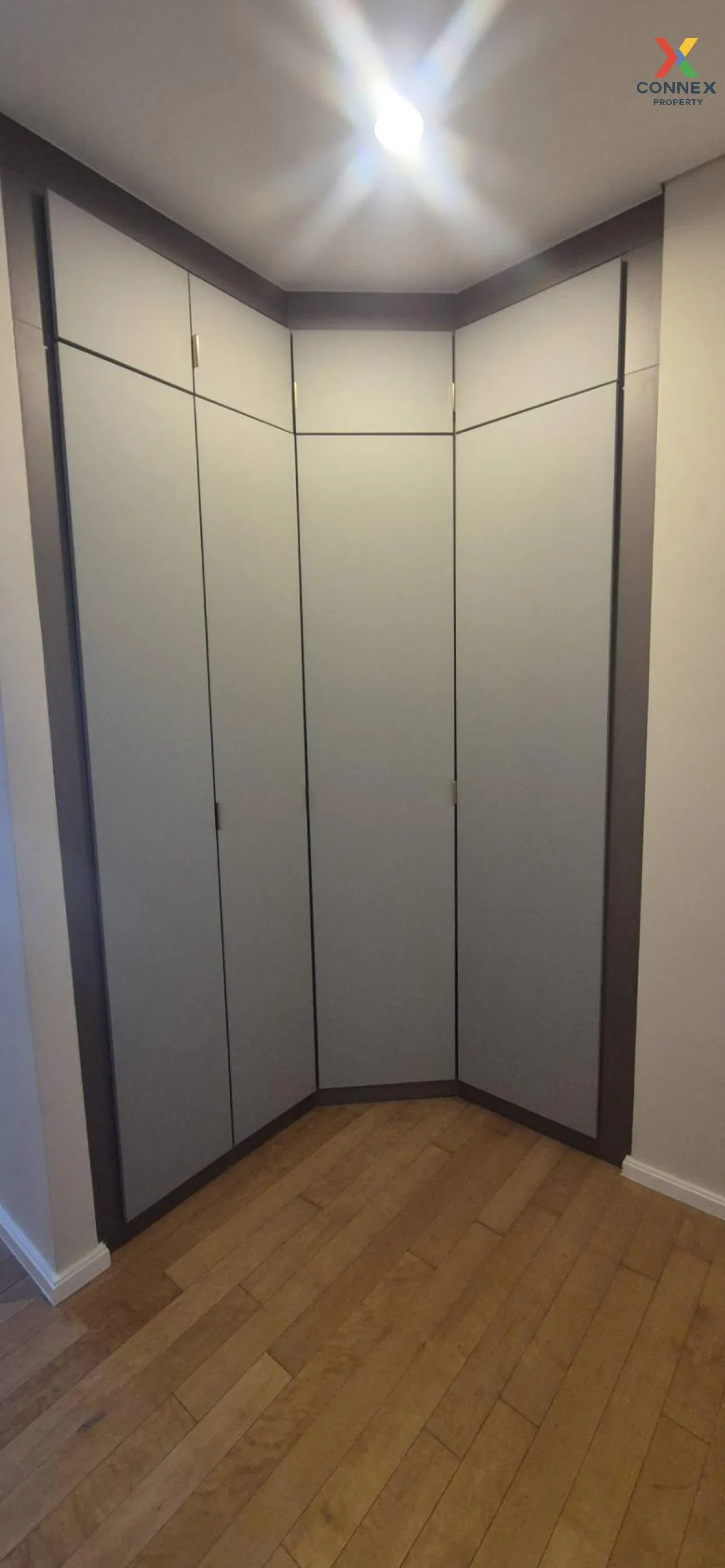 เช่าคอนโด  วิลล่า อโศก ดูเพล็กซ์ วิวสวย MRT-เพชรบุรี มักกะสัน เขต 4