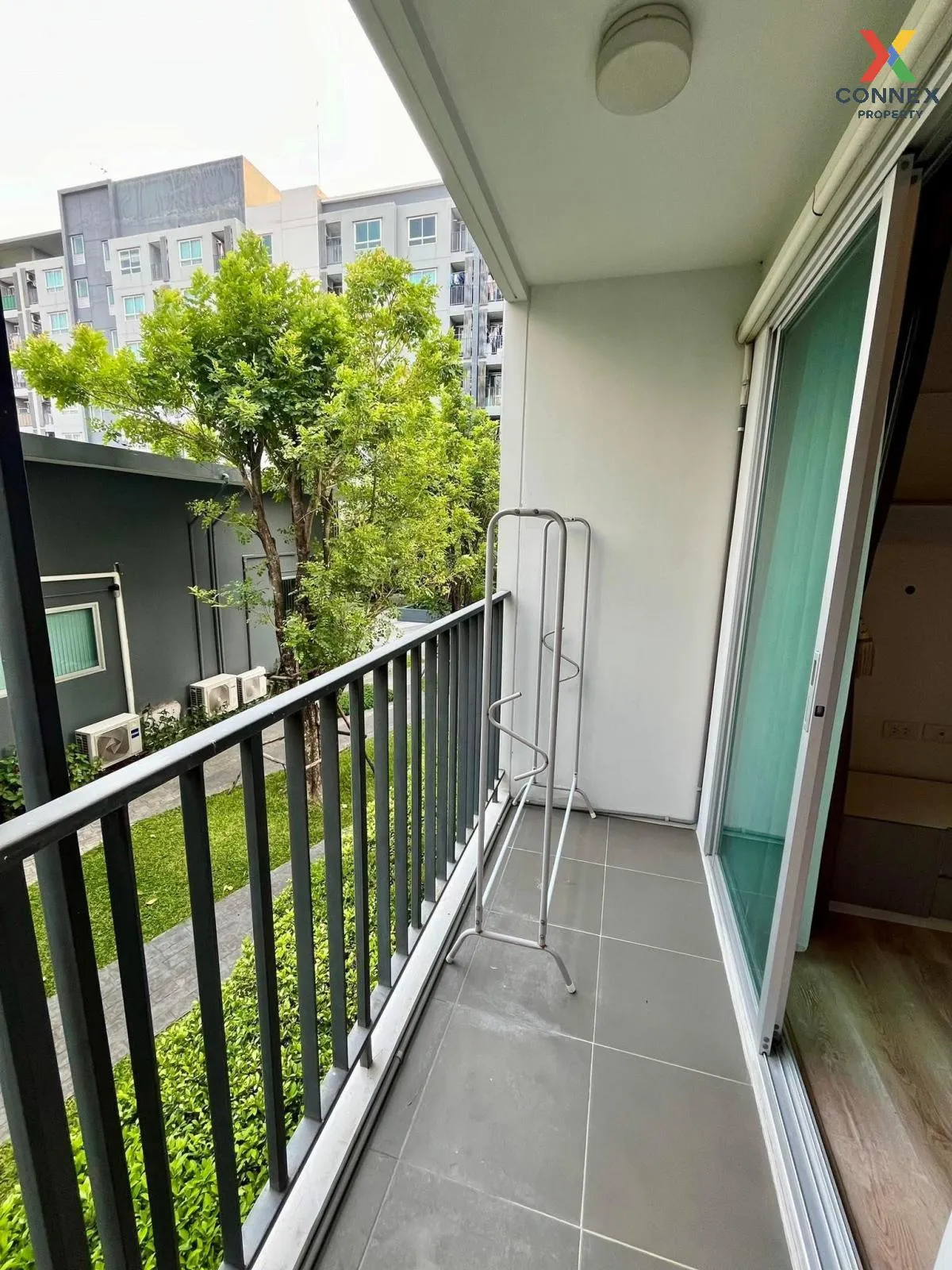 ขายคอนโด  พรีเซนต์ คอนโด เอกชัย 32 จอมทอง เขต บางขุนเทียน กรุงเทพ