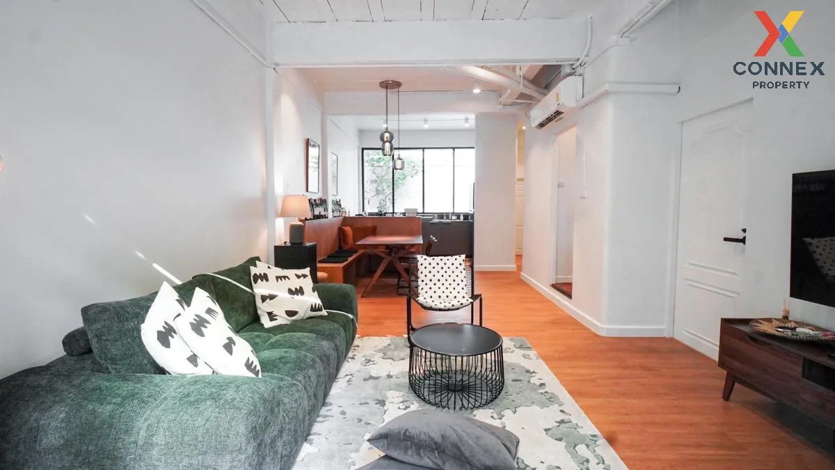 For Rent 2 - storey townhouse in Soi Thara Rom 2 Thonglor Bangkok 3