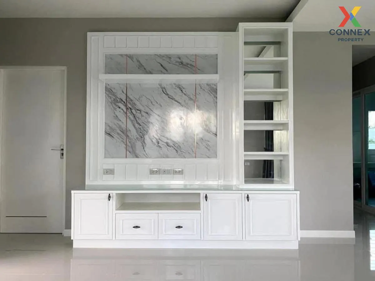 For Rent House , Villaggio Bangna-Theparak , Bang Phli Yai , Bang