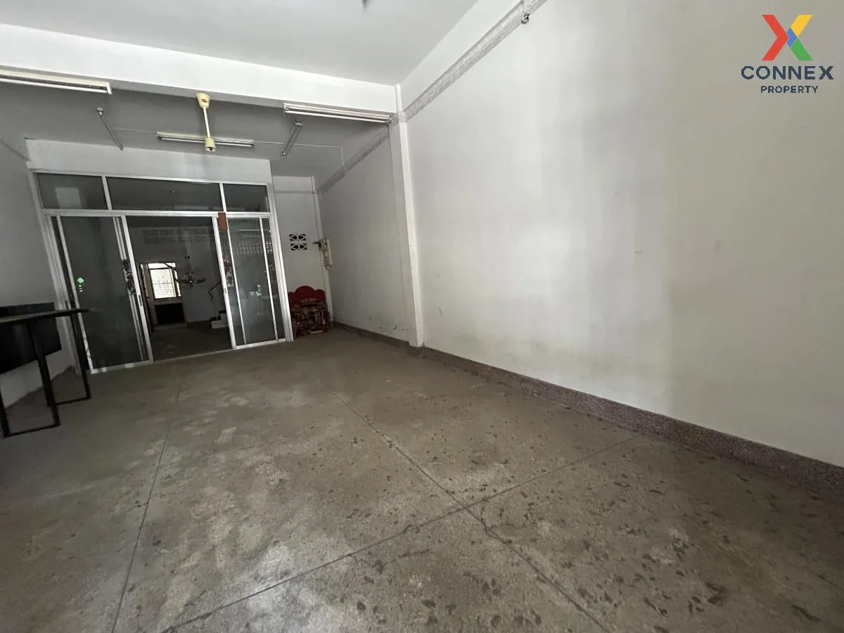 For Sale Commercial building, Hua Hin, Dechanuchit Road , Hua Hin